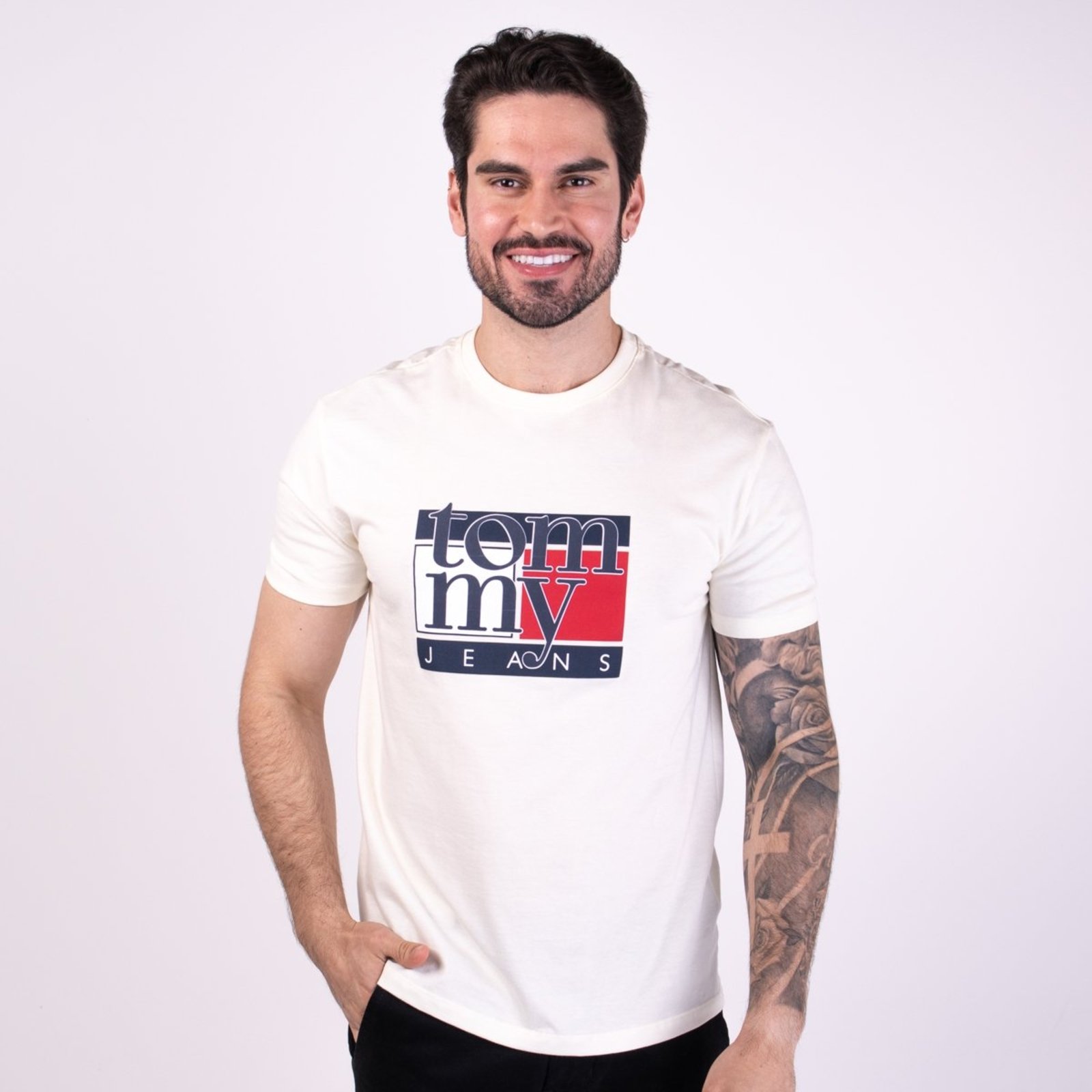 Camiseta Tommy Jeans Big Logo Off White