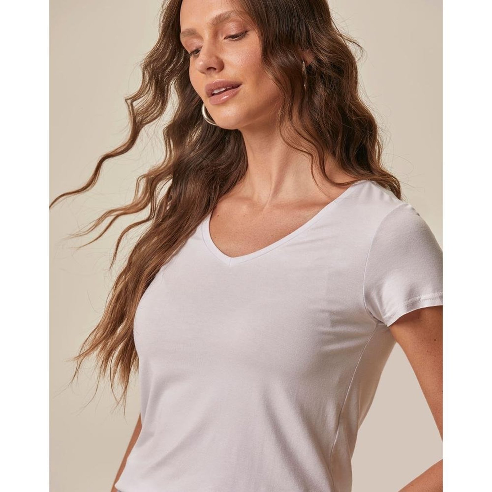 Blusa Básica Feminina Mullet Decote V Em Viscose Stretch