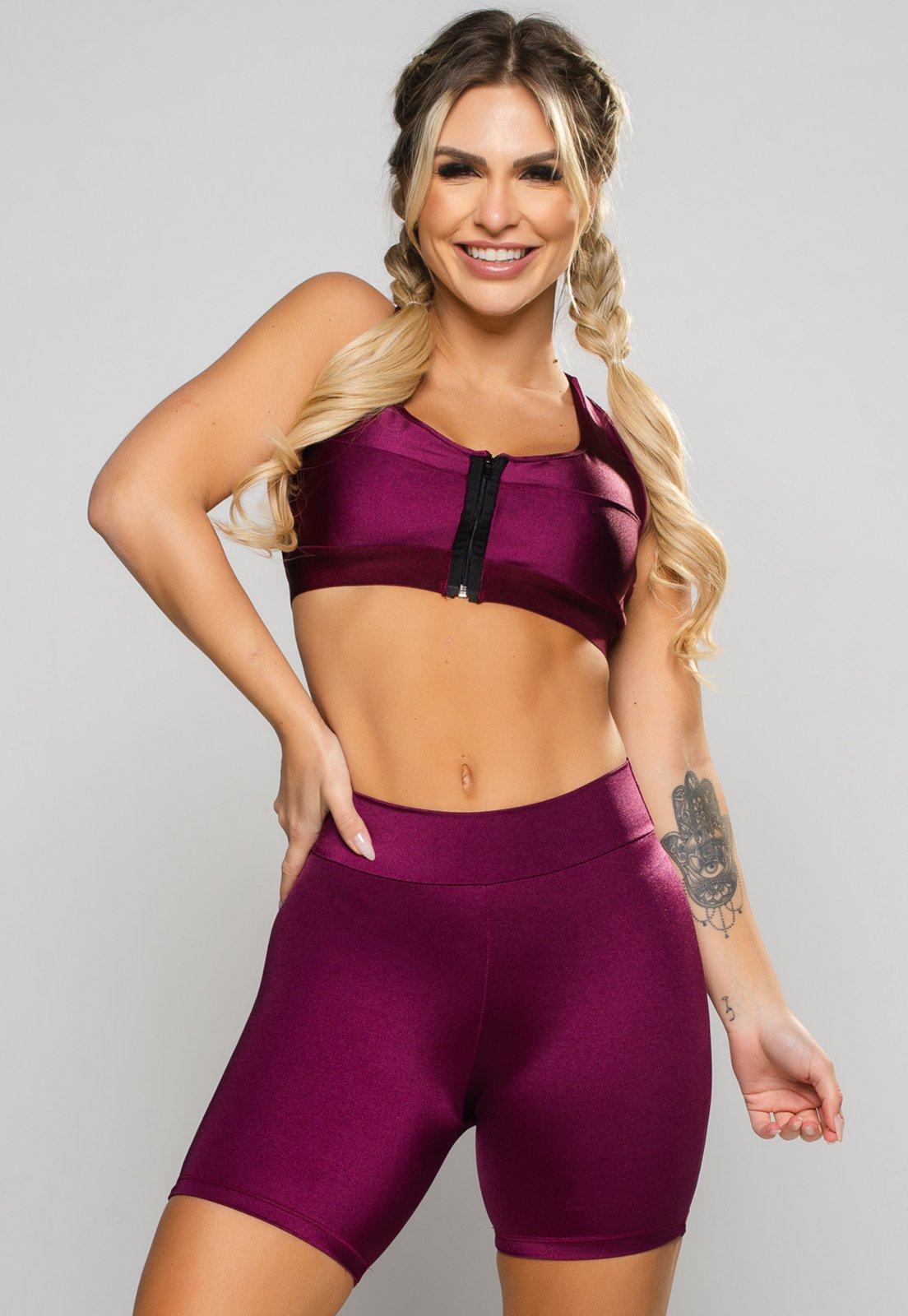 Short MVB Modas Poliamida Brilhosa Feminino Cintura Alta Vinho