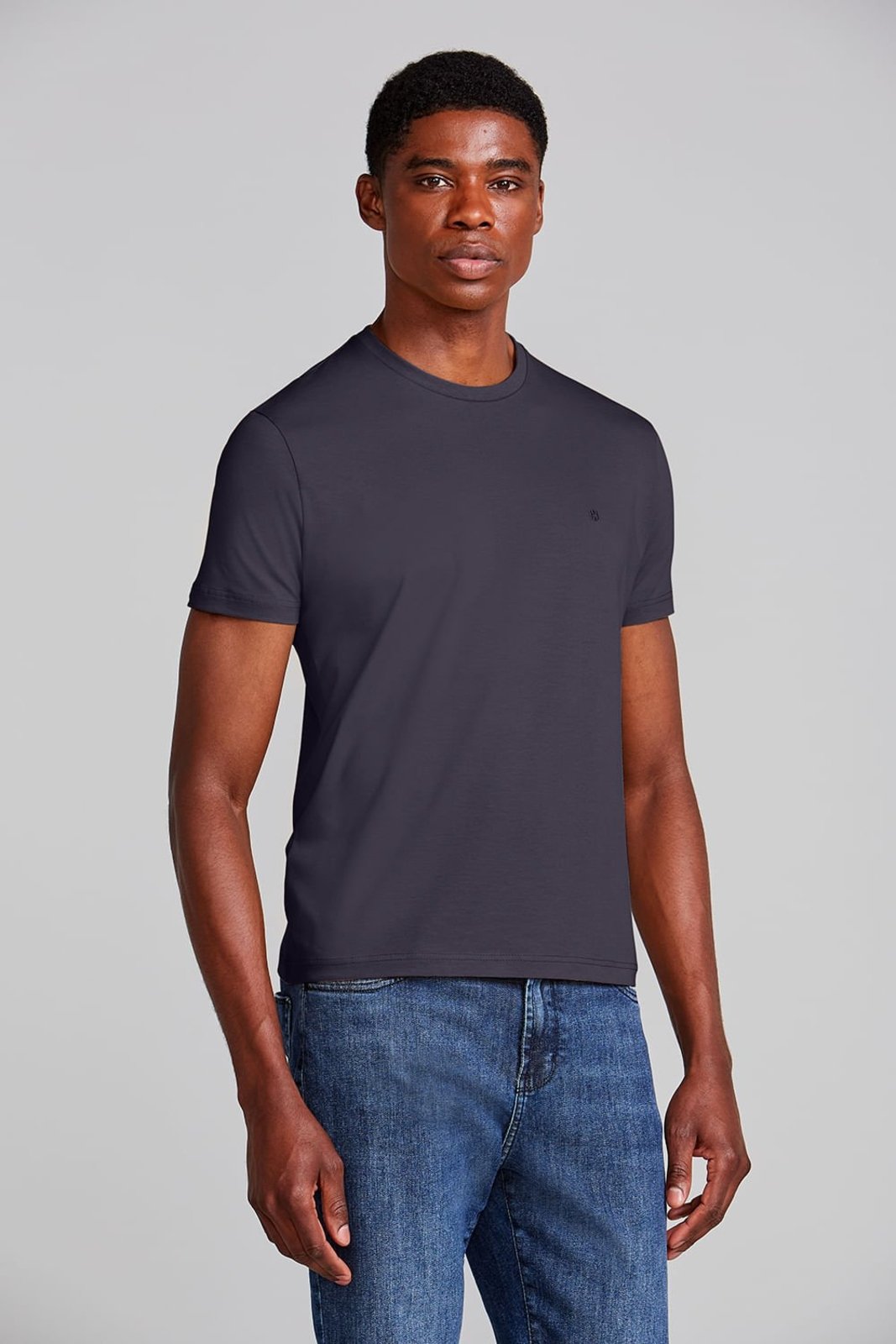 HIGHSTIL Camiseta Manga Curta Malha Básica Slim Fit - Cinza Grafite