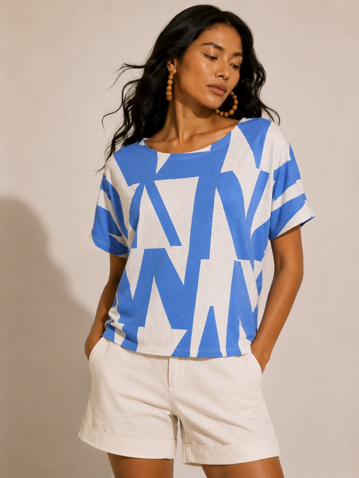 Blusa CabanaFree Básica Morcego Malha Gola Canoa Manga Curta Geométrica Blue