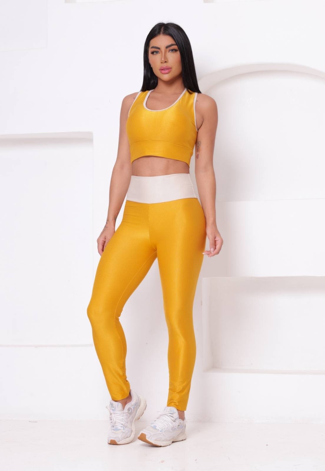 Conjunto Fitness Feminino CCW CENTRAL Top e Calça Legging Confortável Amarelo Com Branco