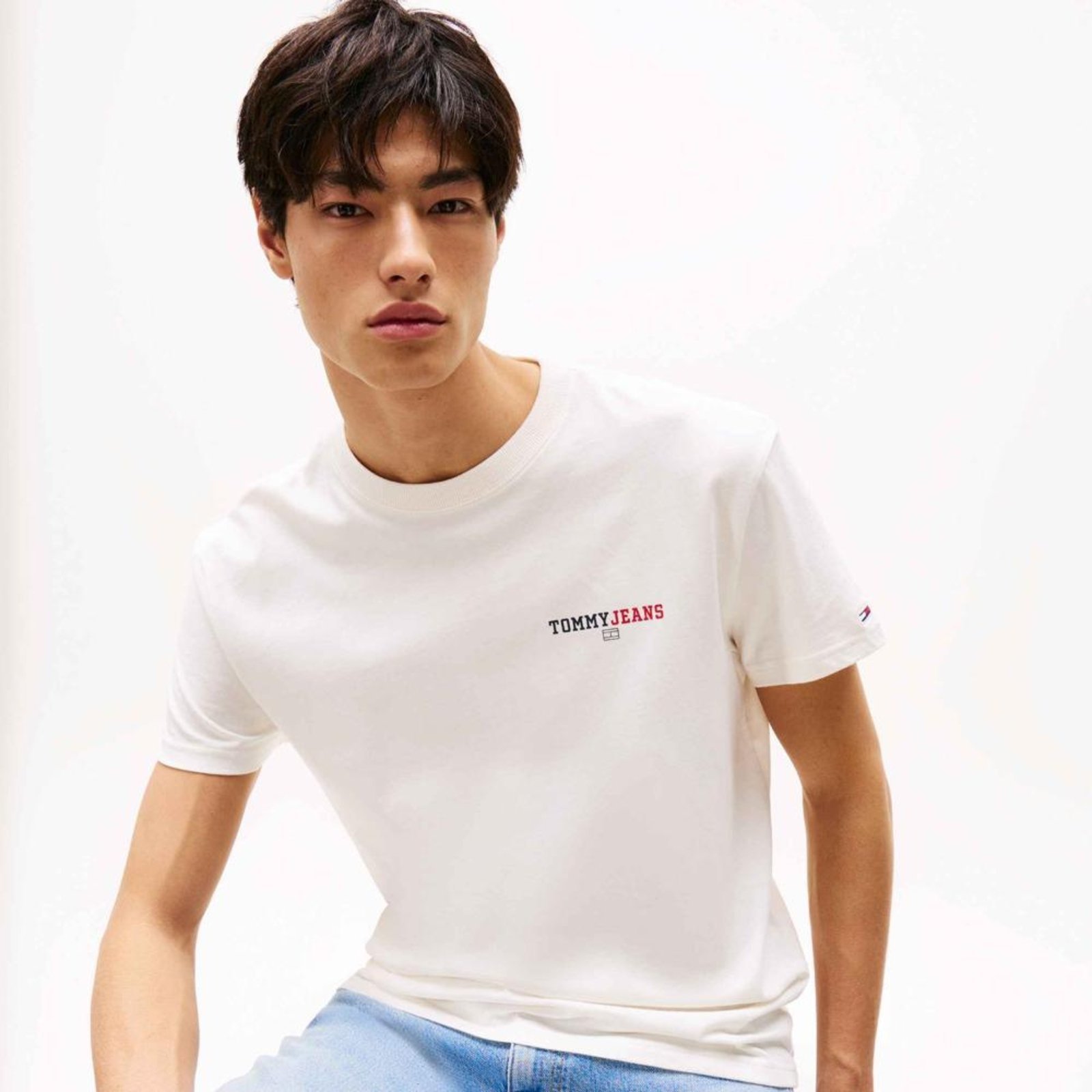 Vista 3 Camiseta com Gola Redonda e Logo nas Costas - EEG Tommy Jeans off-white Tommy Jeans off-white