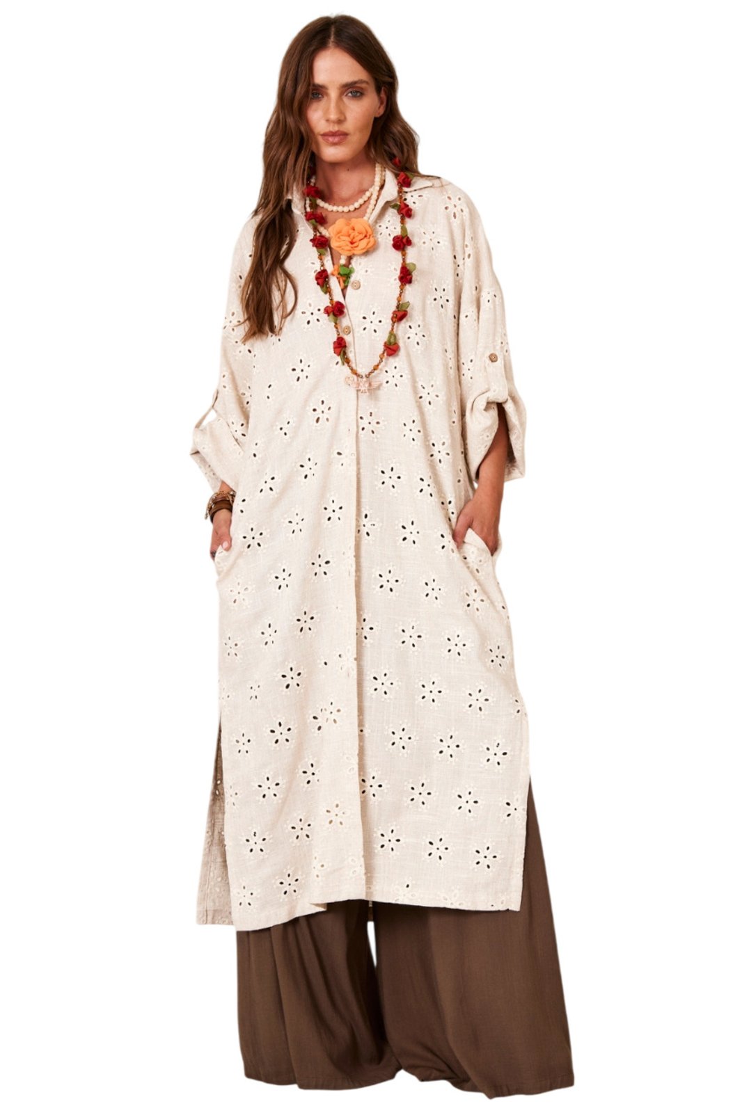 Chemise Longa De Linho Com Bordados Bege Yacamim M2 – Bege