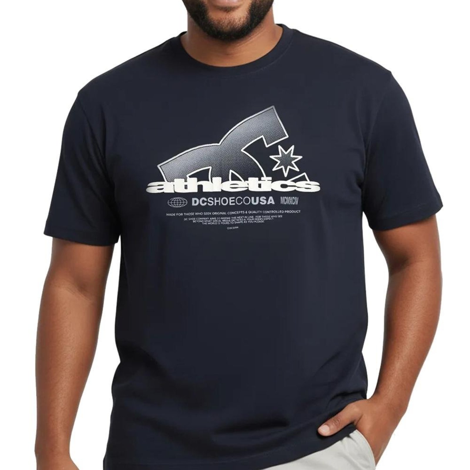 Camiseta DC Shoes Slathletic PS SM27 Masculina Marinho