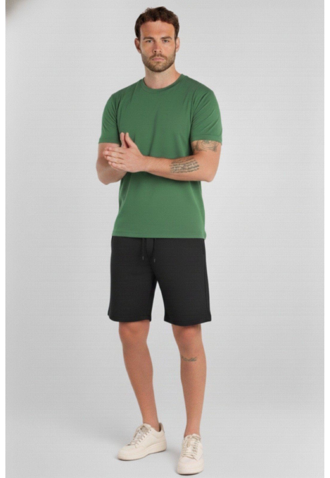 Bermuda Masculina em Moletom Just Basic Preto
