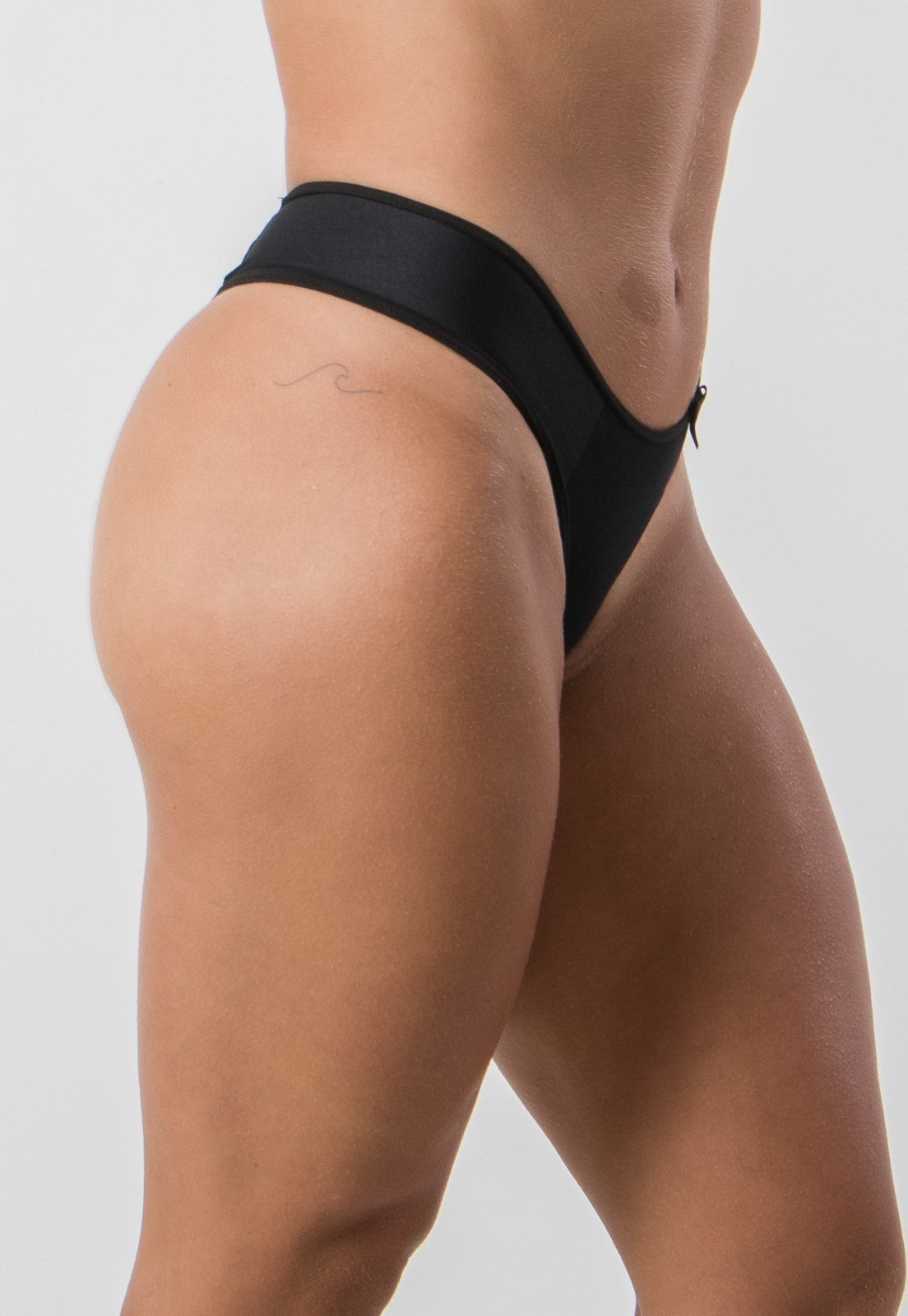 Vista 3 Calcinha Fio Diluxo Tanga Preta preto Diluxo preto