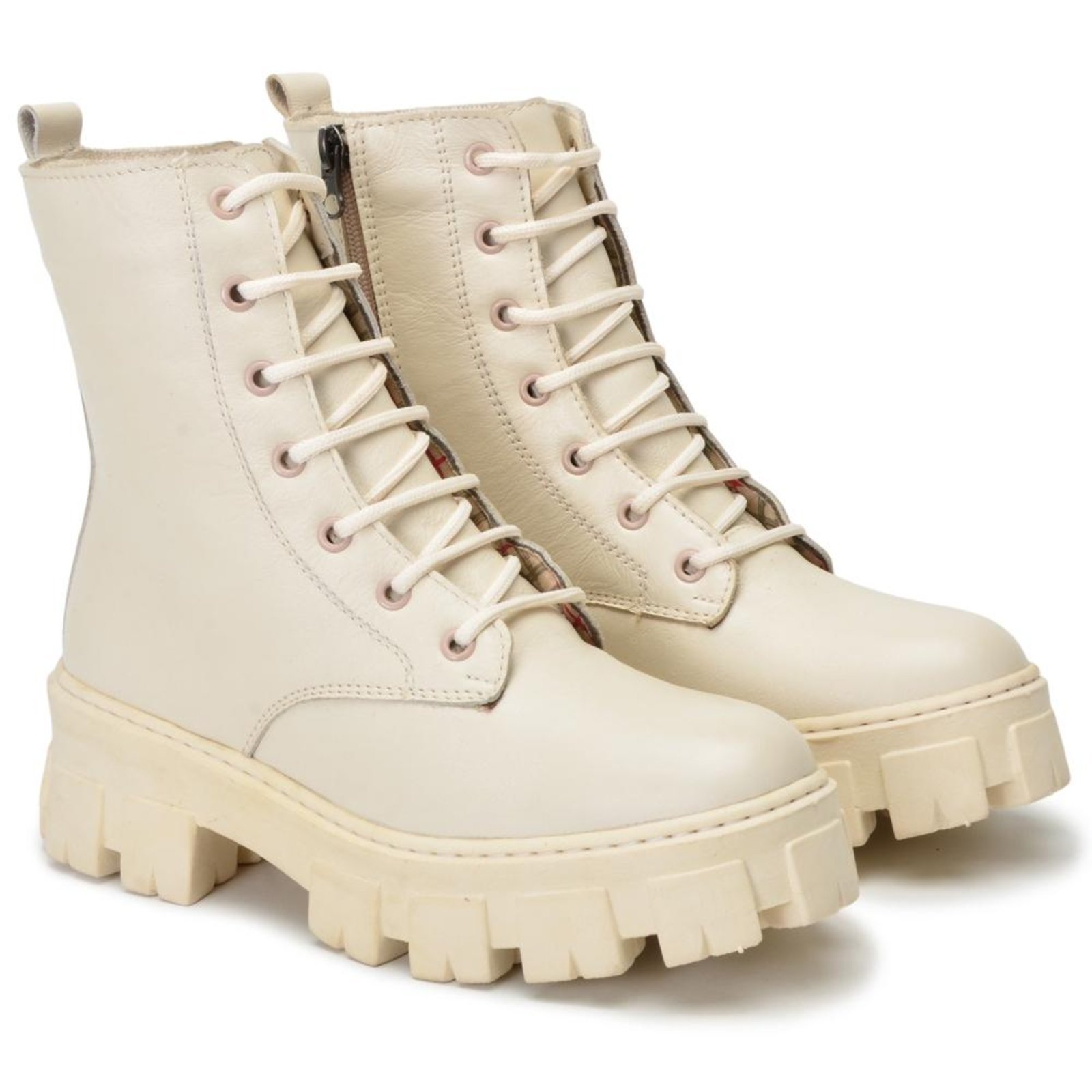 Coturno Feminino Tratorado de Couro Cano Médio Conforto Off White 33 Off-white