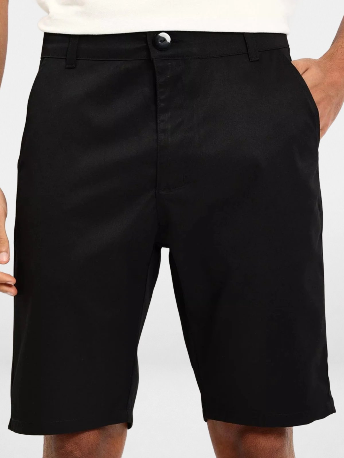 Bermuda Masculina Pompier Clássica em Sarja com Elastano Preto
