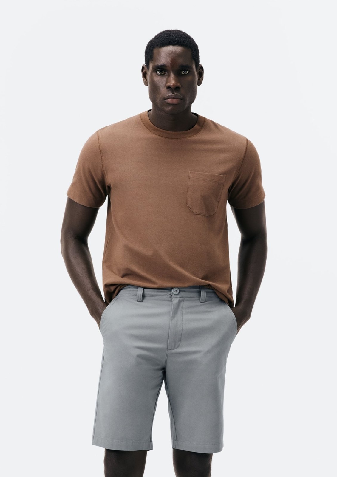 Bermuda Básica Masculina Chino Reta Em Sarja Hering