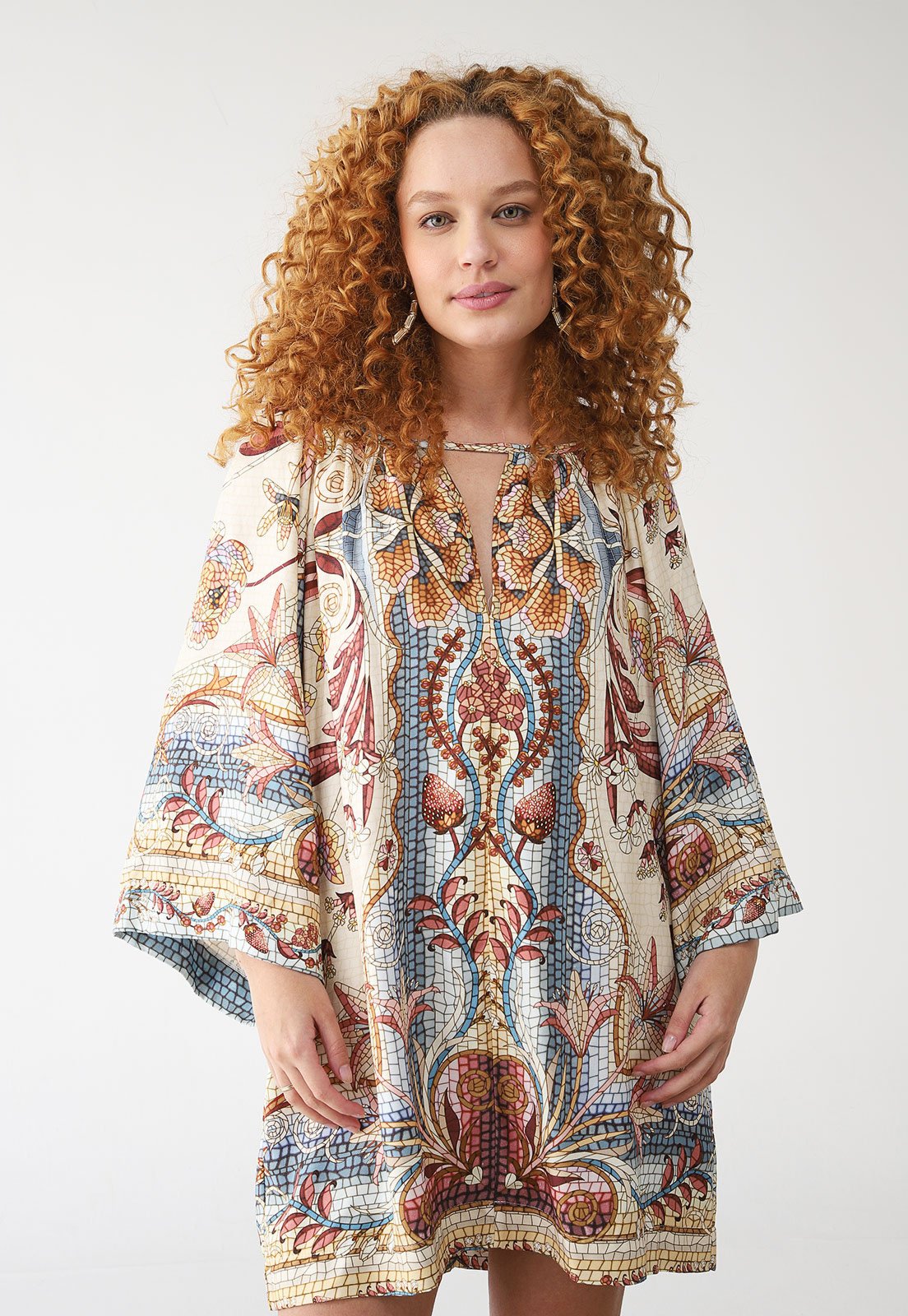 Vestido FARM Curto Vitral do Mar Bege