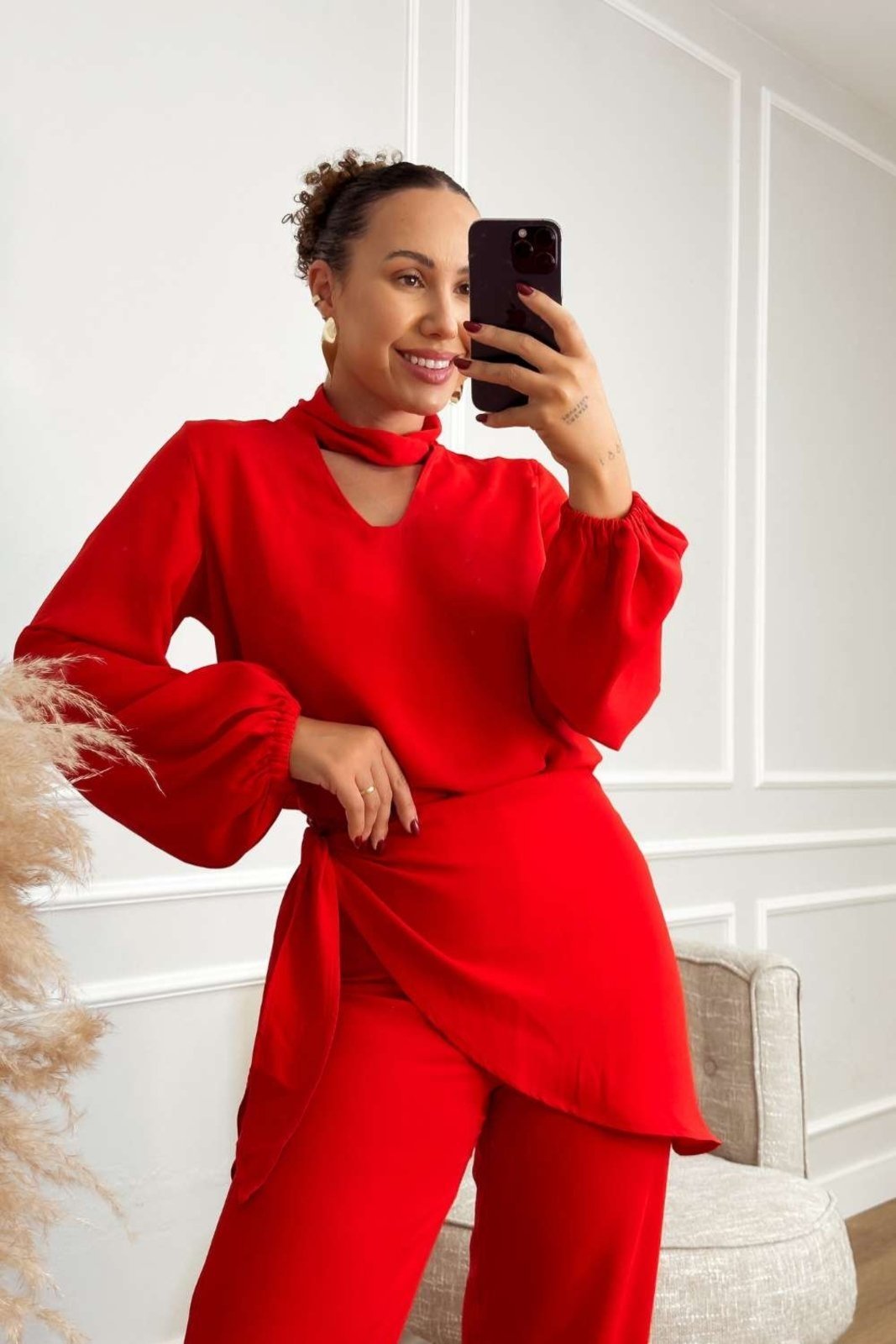 Blusa Vanibele Manga Longa Vermelha