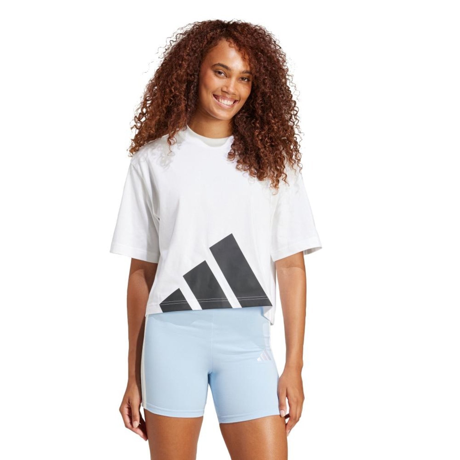 Camiseta Boyfriend Essentials Big Logo adidas Sportswear Branco