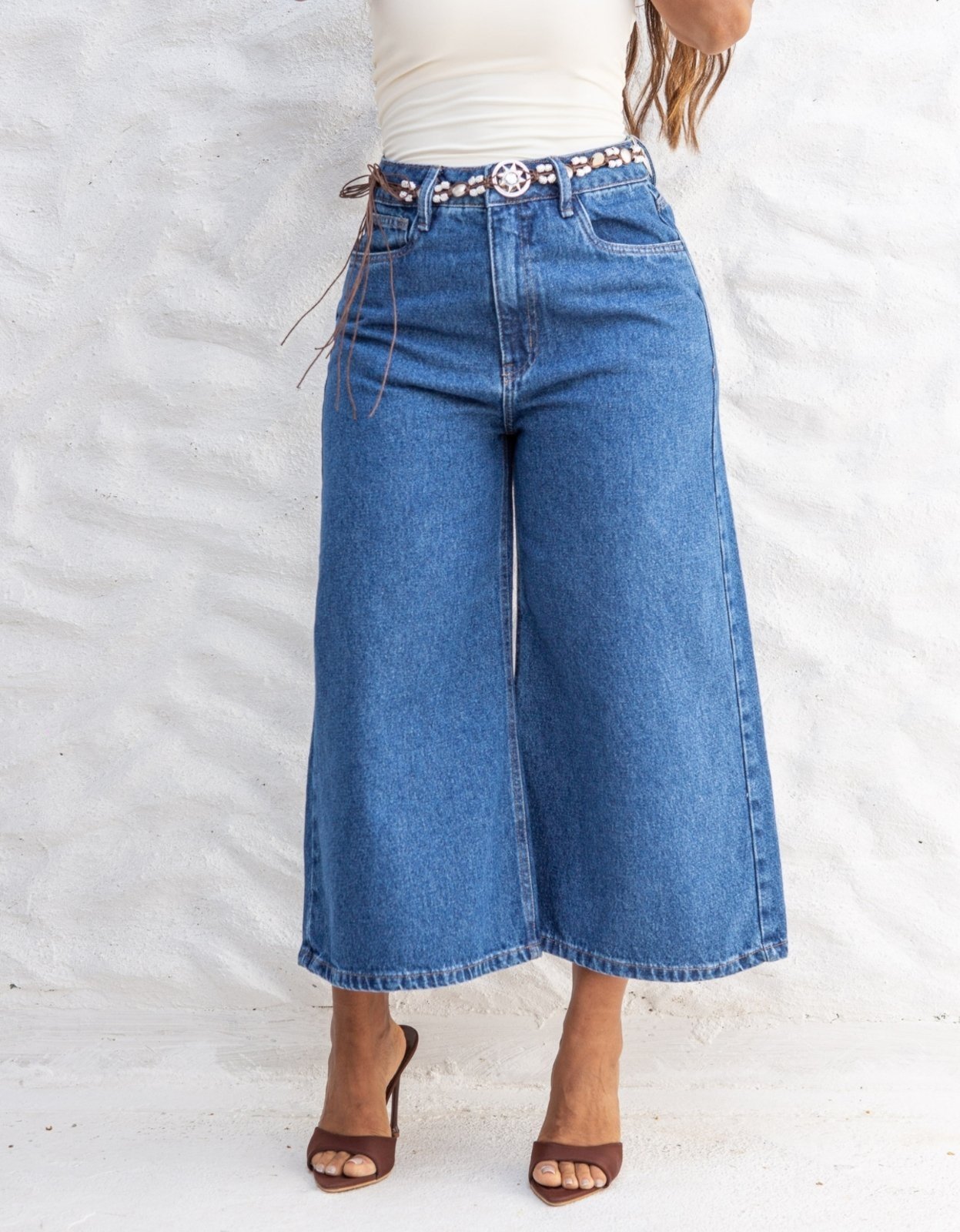 Vista 2 Calça Feminina Pantacourt Pantalona Cintura Alta Bolso jeans jeans