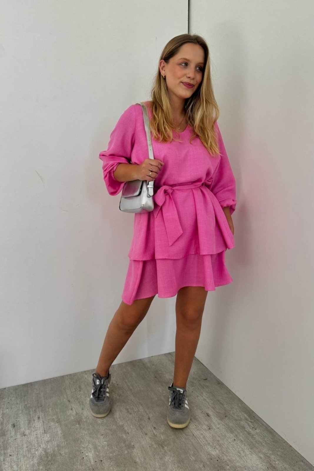 Vestido Vanibele Curto Rosa