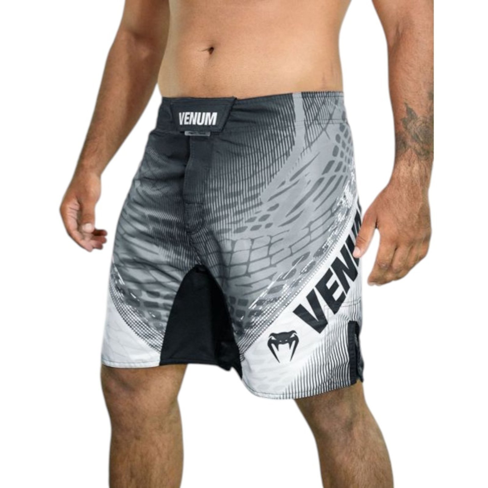 Bermuda Venum Fightshort Amazônia Feral Preto