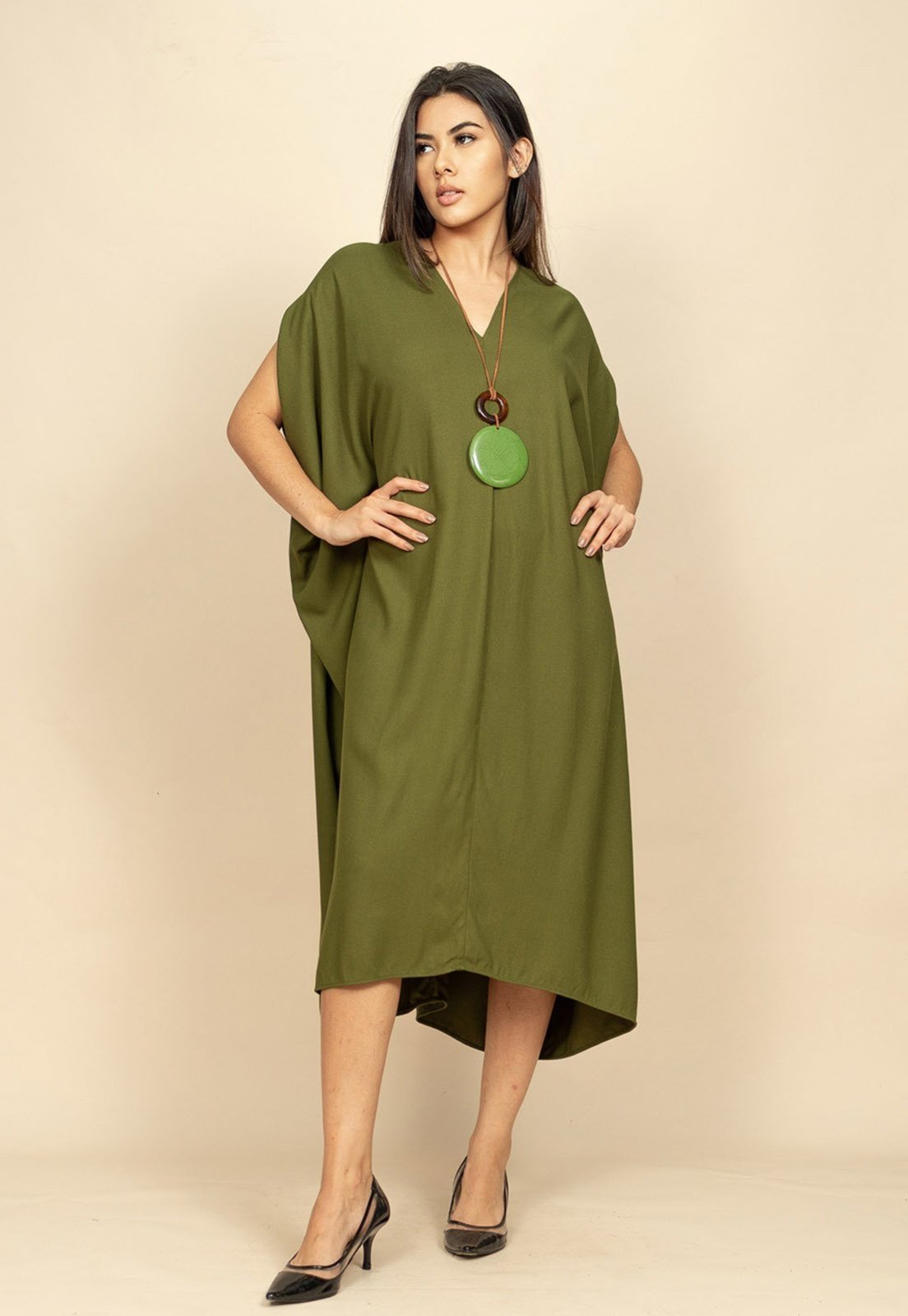 Vestido Kaftan Mutum Detalhes nas Costas Verde Militar