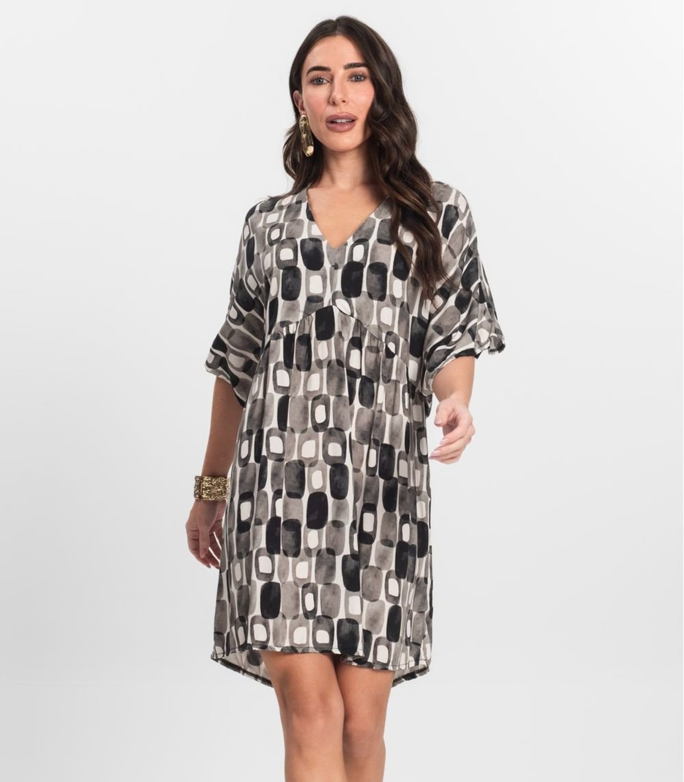 Vestido Curto Feminino Estampado Decote V Endless Preto