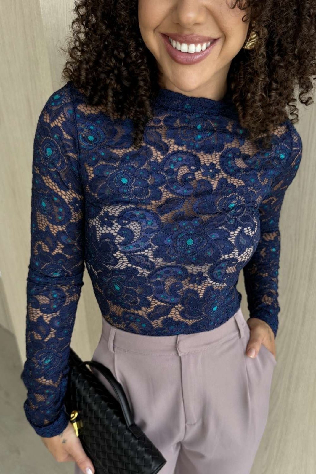 Blusa Vanibele Renda Azul Marinho