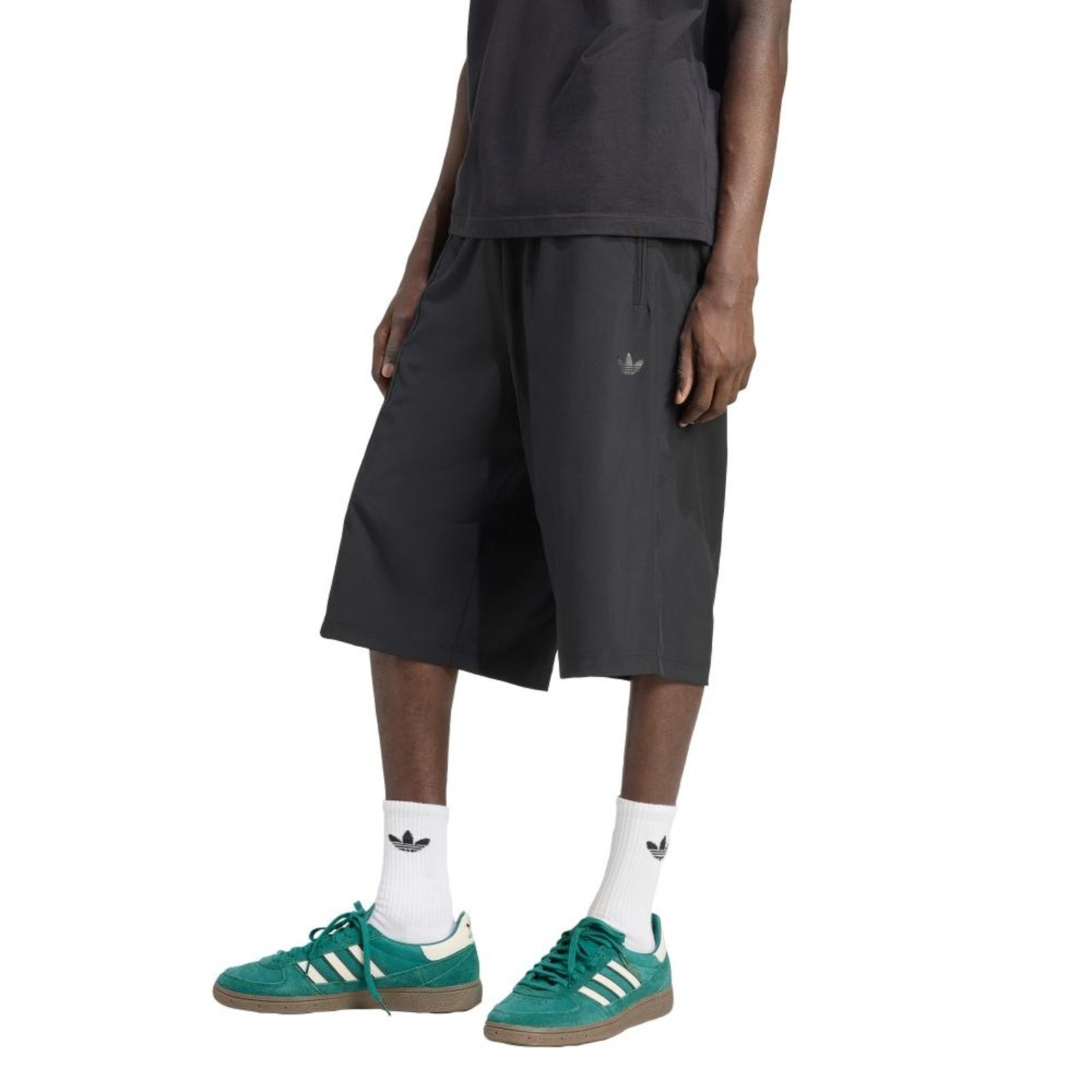 Shorts Nylon Oversized Firebird adidas Originals Preto