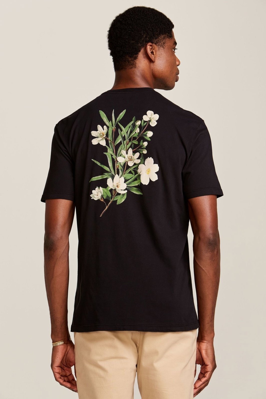 Camiseta Flor Preta Zapälla Preto