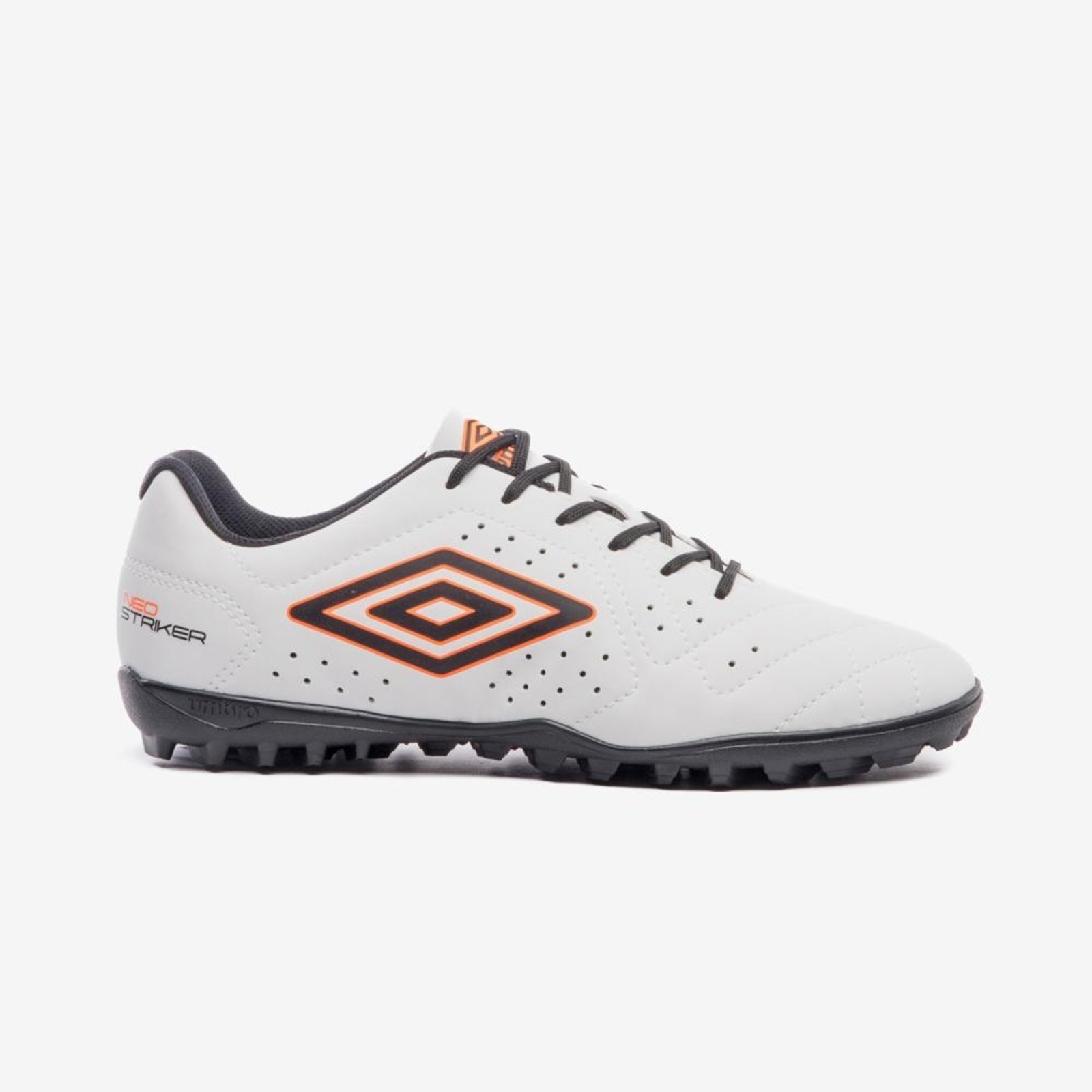 Chuteira Society Umbro Neo Striker Incolor