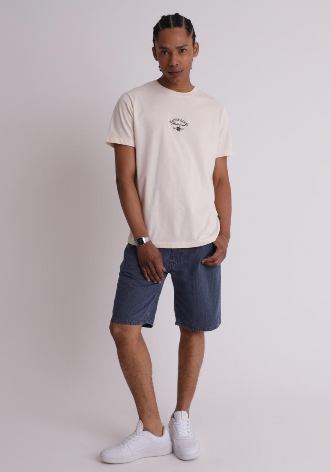 Bermuda jeans risca de giz
