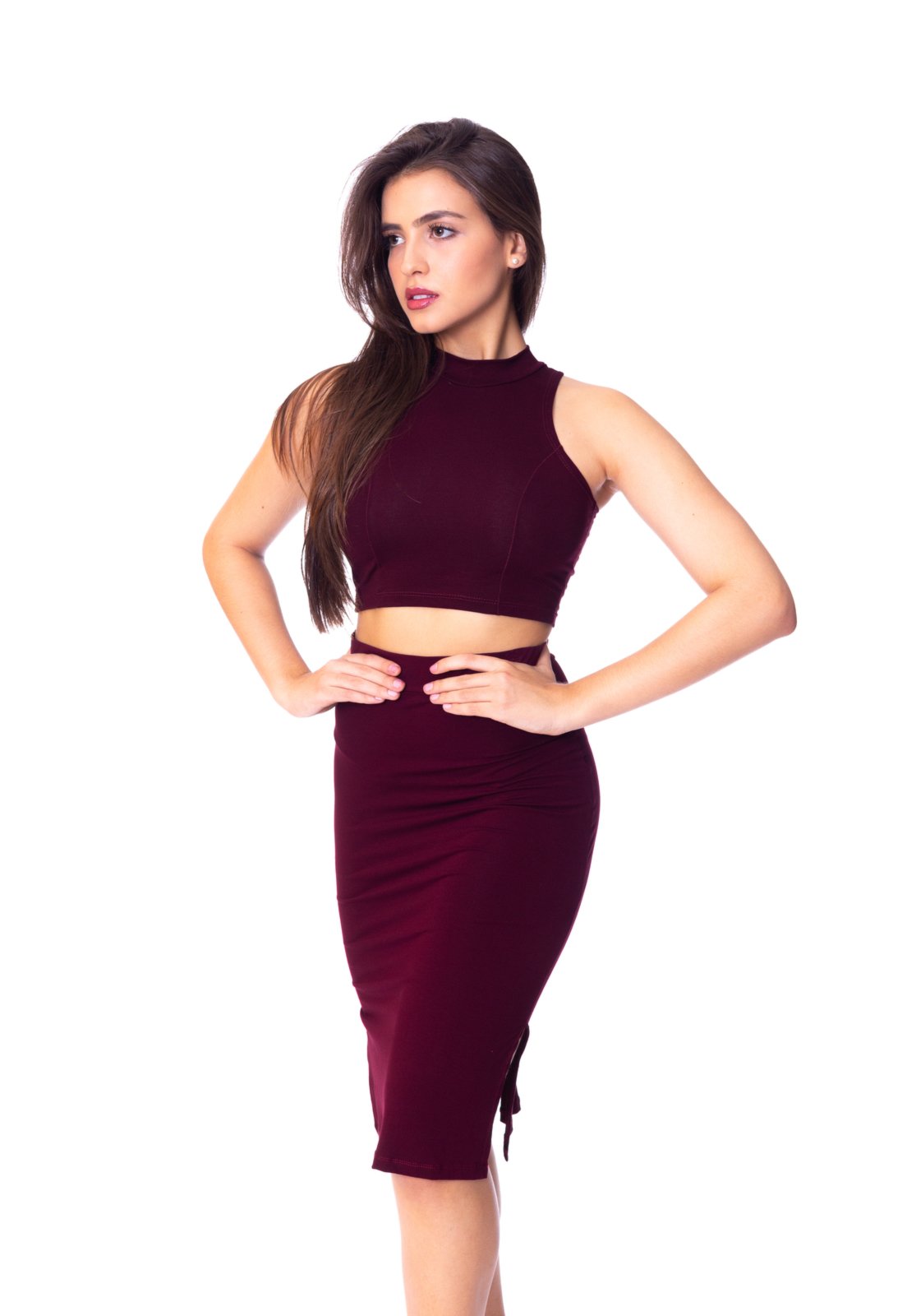 Cropped Moda Vicio Gola Alta Com Recorte Vinho