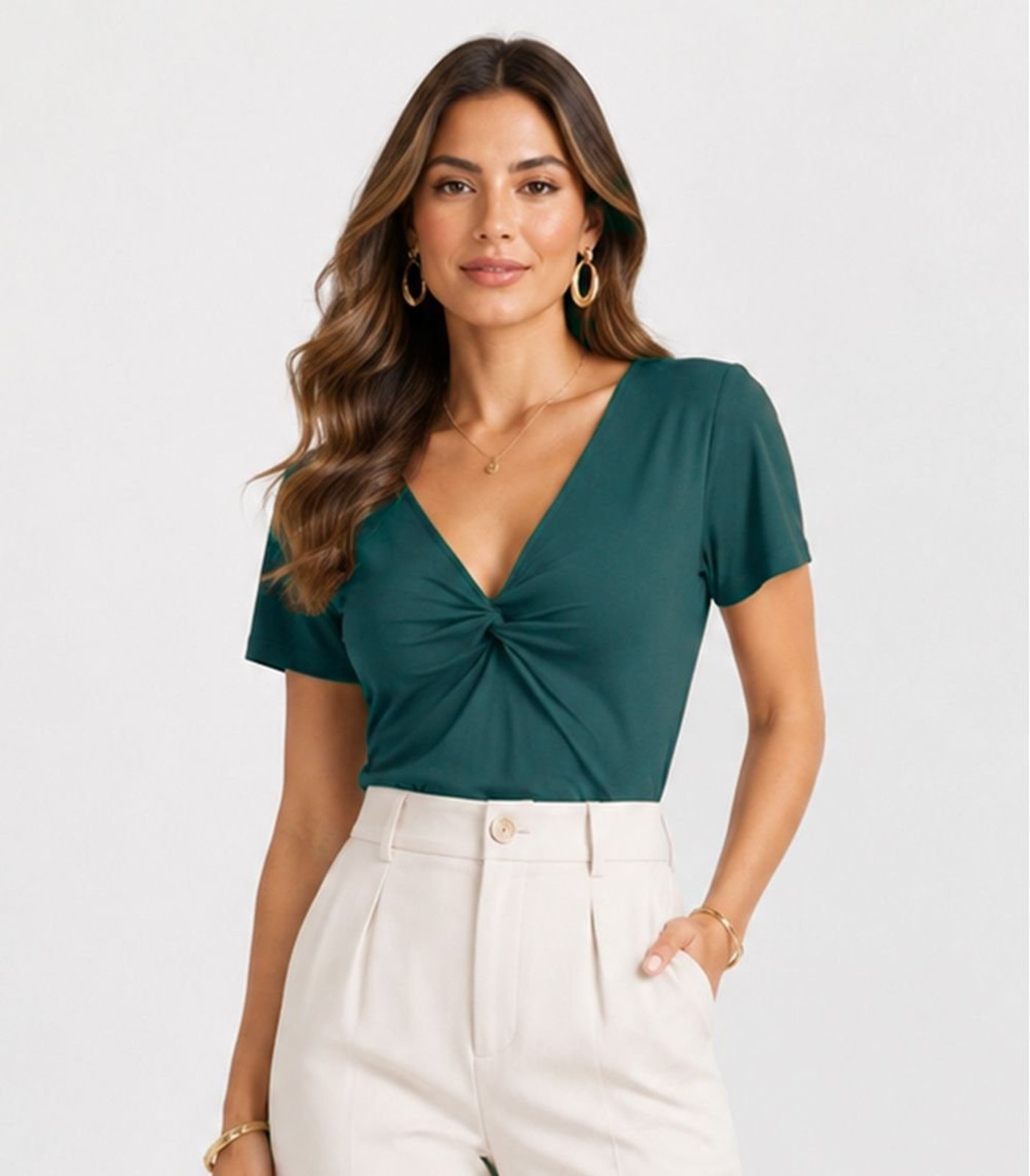 Blusa Feminina Com Decote Em V Infinita Cor Verde