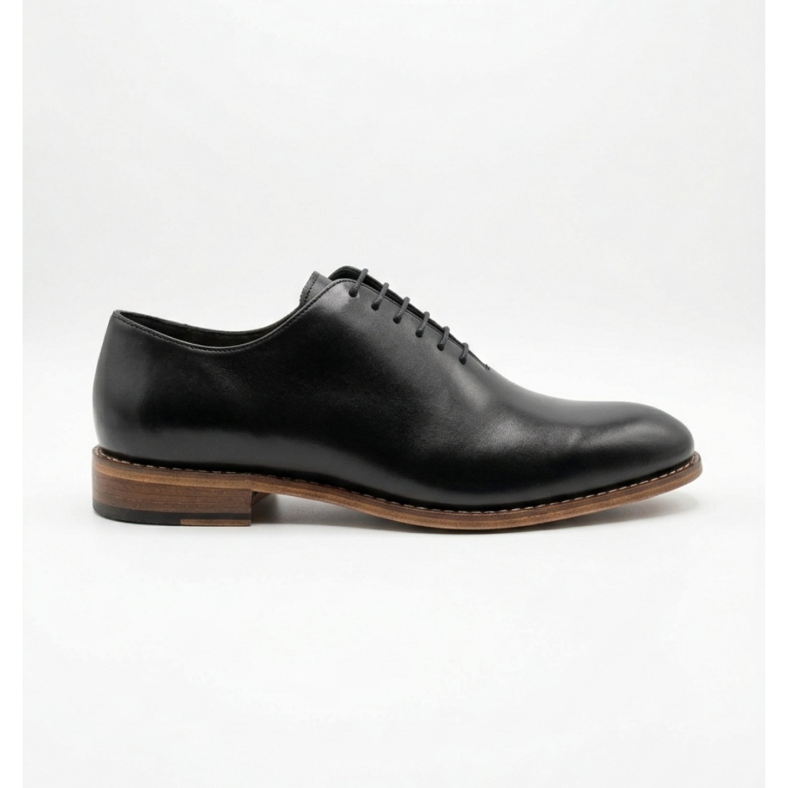 Sapato Oxford Monarc Social em Couro Paulo Vieira Homem cor Preto