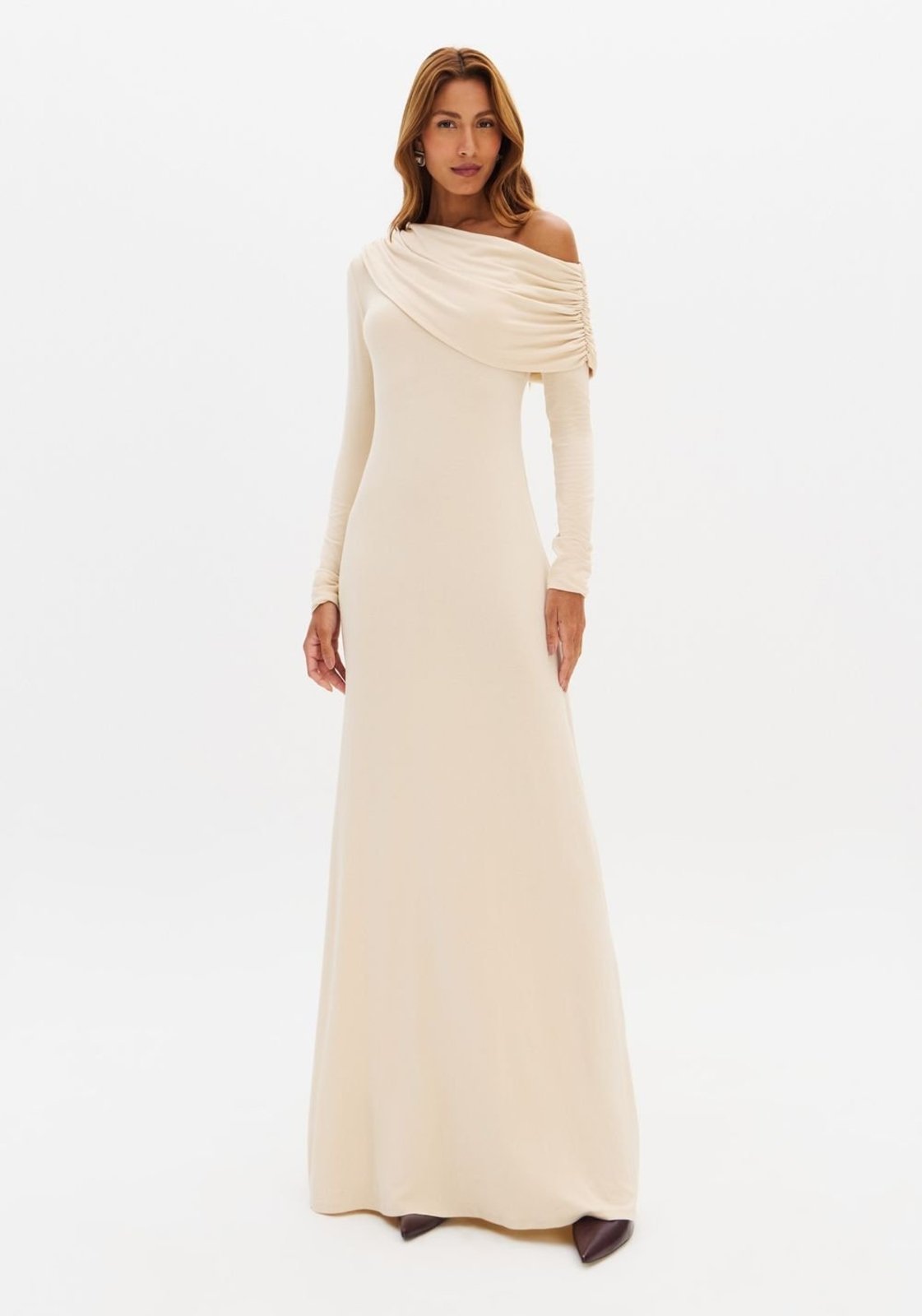 Vestido Longo Ombro Único Manga Longa Lança Perfume