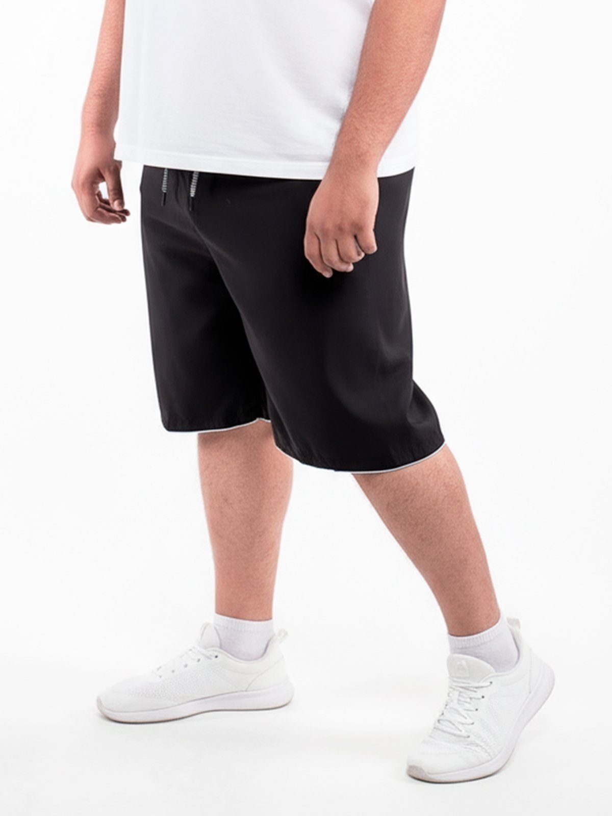 Bermuda Plus Size Frent’s Tactel Esporte Detalhe na Barra Casual