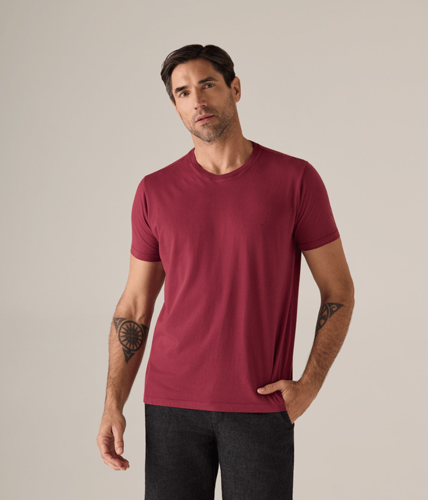 Camiseta Makenji Basica Manga Curta Decote Careca Masculina Vermelho Vivo