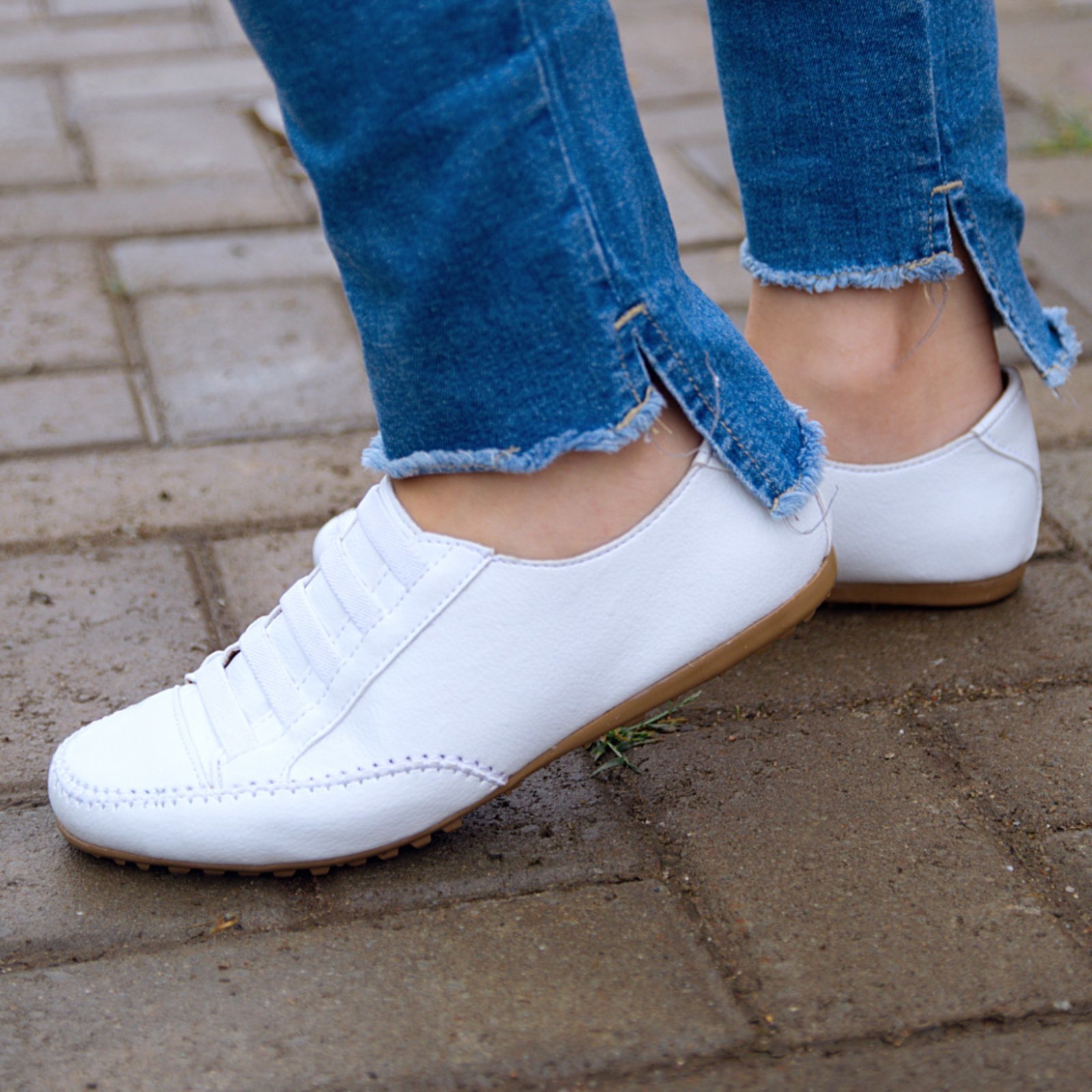 Tênis Mocatênis Coleção Paola Ferrara – COURO – TODO FORRADO – Cod801 – Branco Speciale