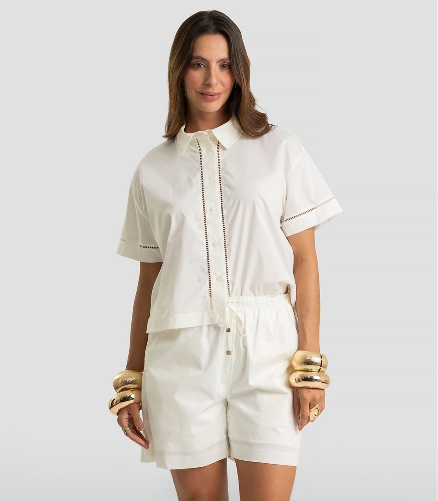 Camisa Feminina Em Tecido Tricoline Dianna Bege