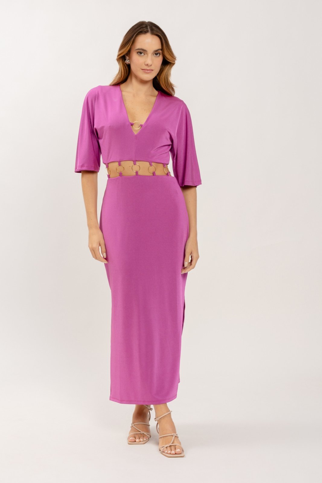 Vestido Midi em Malha Brilho com Cut Argolas