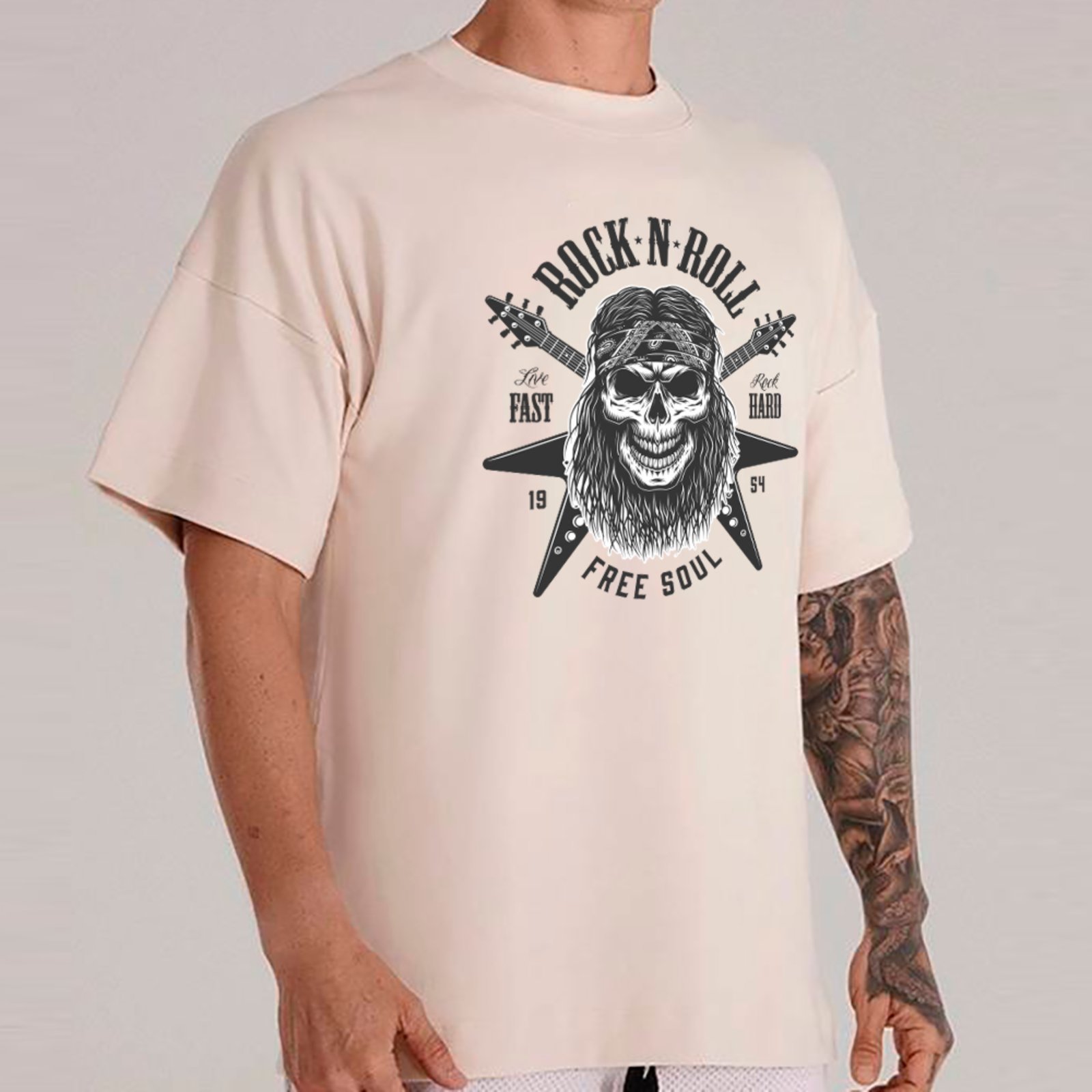 Camiseta Ousy Streetwear Rock N Roll Free Soul Oversized Unissex Off White