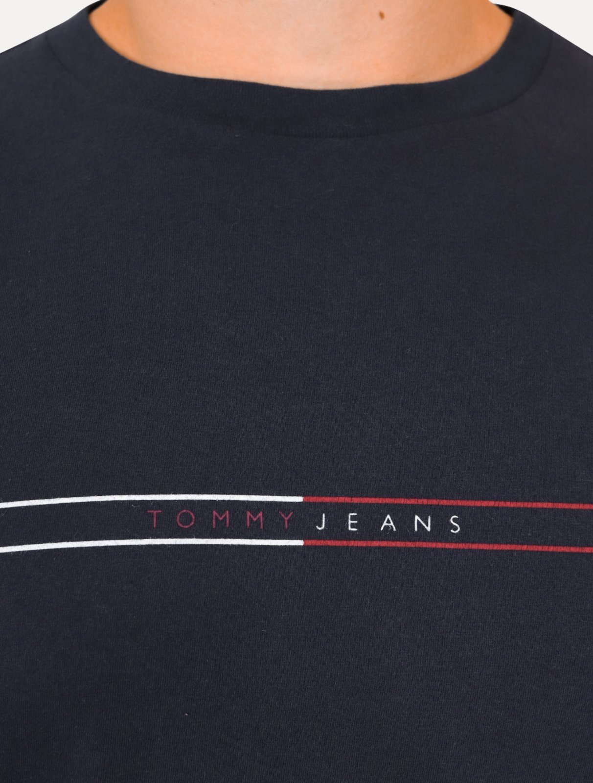 Vista 3 Camiseta Tommy Jeans Masculina Core Linear Stripe Logo azul marinho Tommy Jeans azul marinho