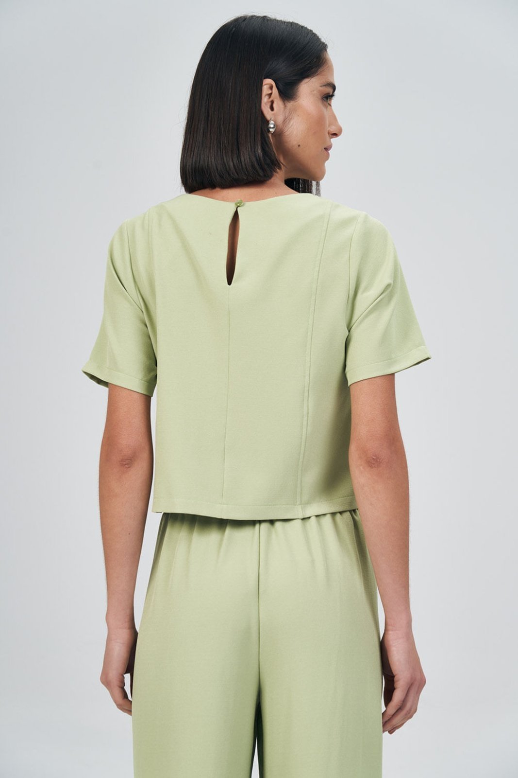 Vista 3 Blusa Cutout Detail Feminina Acostamento ACT FEMININO vinho ACT FEMININO vinho