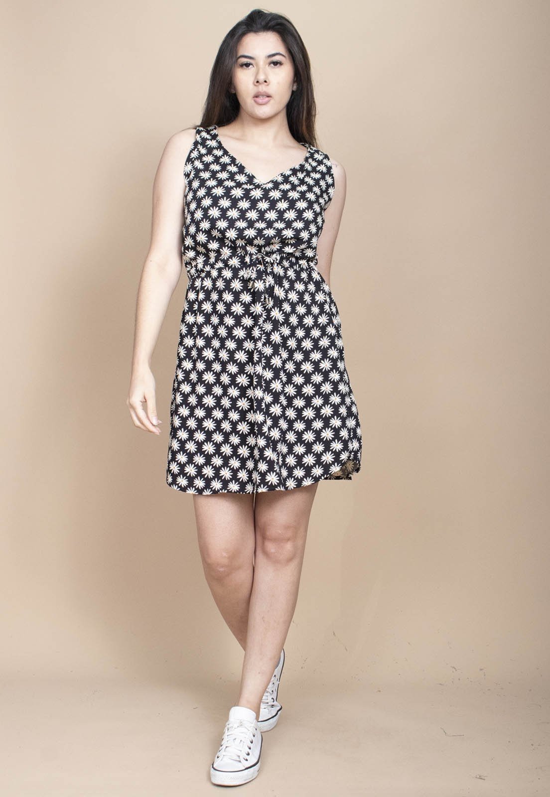 Vestido Cabanafree Plano Curto Estampa Encanto das Margaridas