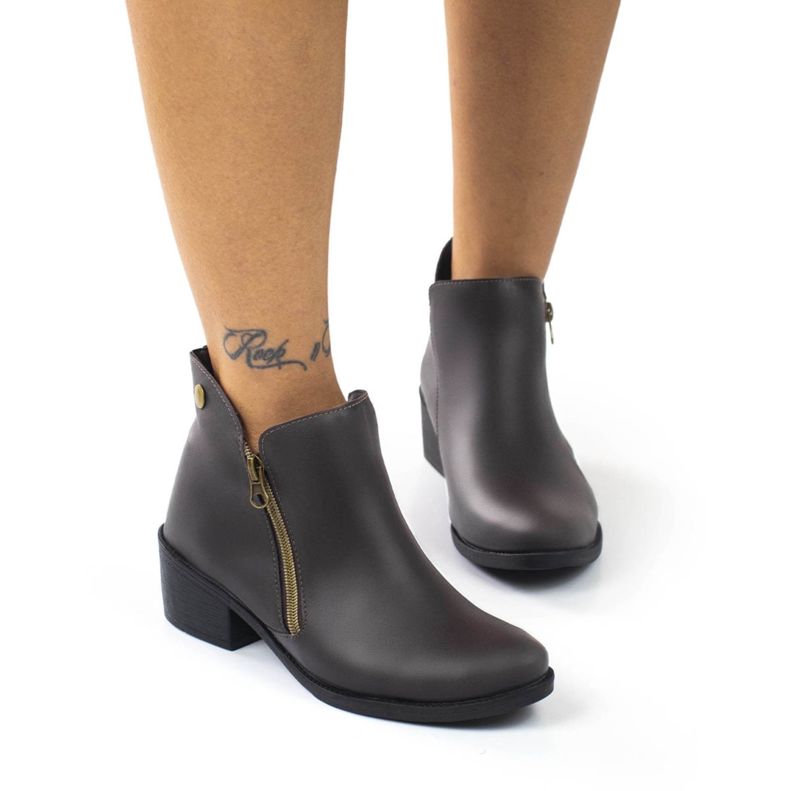 Bota Feminina Cano Curto Zíper Lateral Moderna Confortável