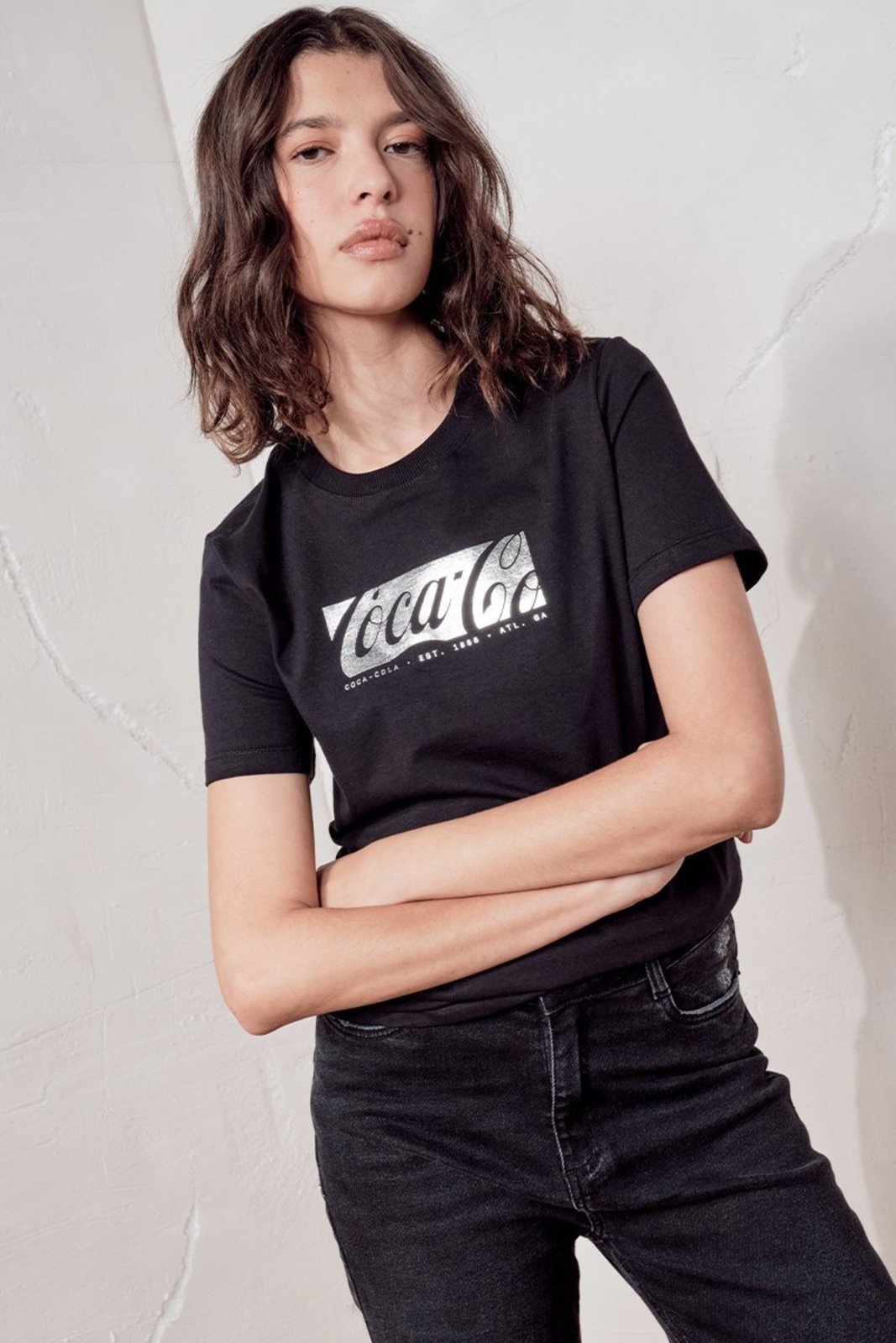 Camiseta Comfort Silver Ice Cold Coca-Cola