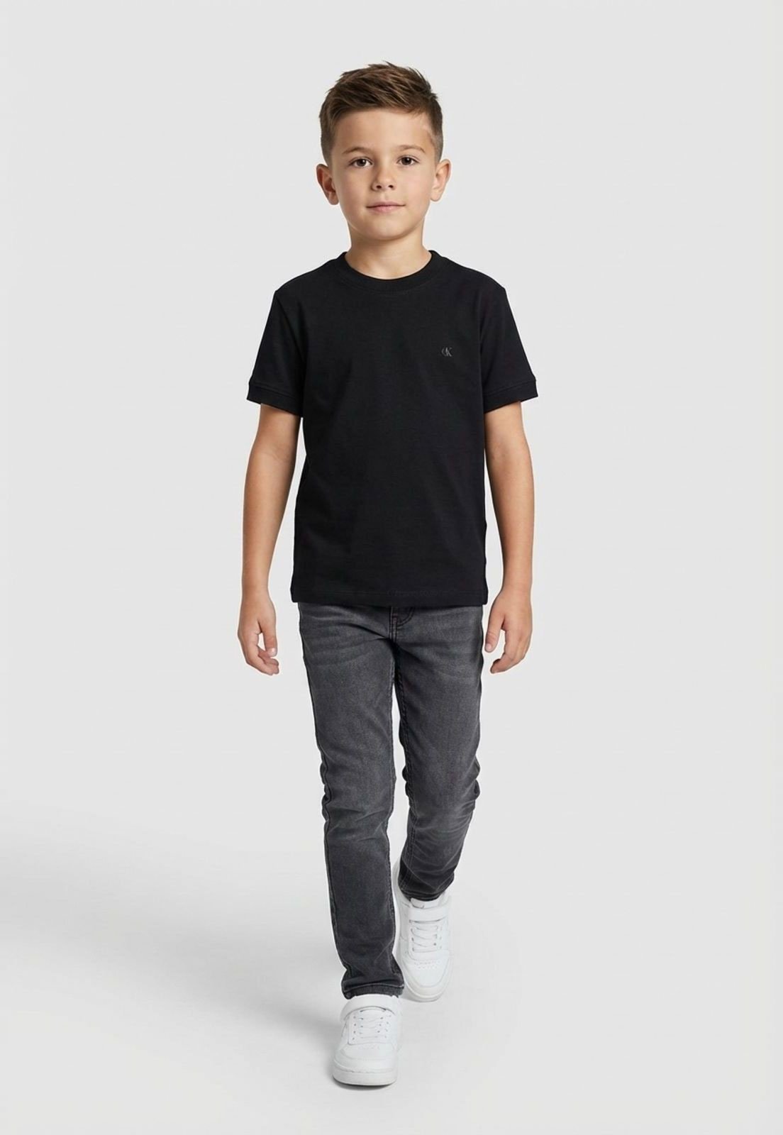 Vista 3 Infantil - Camiseta Calvin Klein Logo Bordado Preta Calvin Klein Kids preto Calvin Klein Kids preto