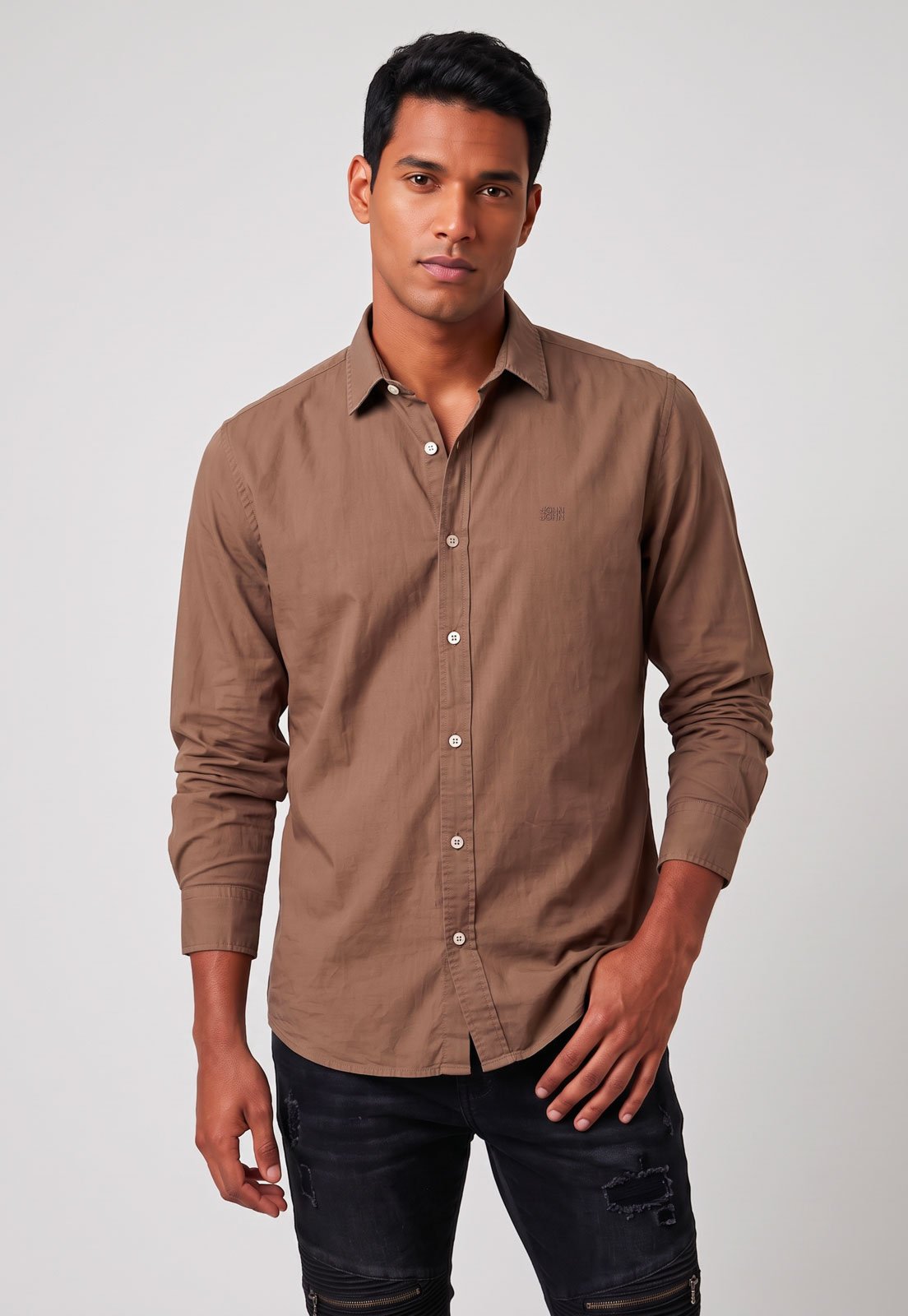 Camisa Masculina John John Gola Clássica Marrom