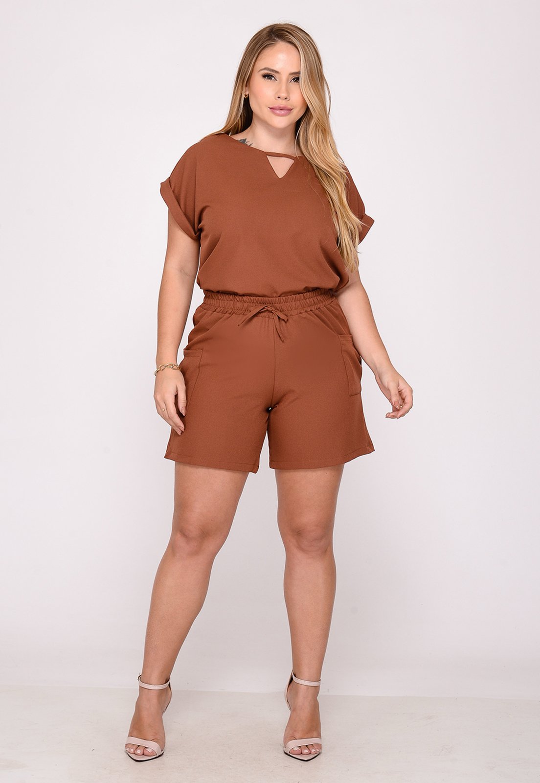 Conjunto Feminino Malha Crepe Shorts e Blusa Leve Conforto