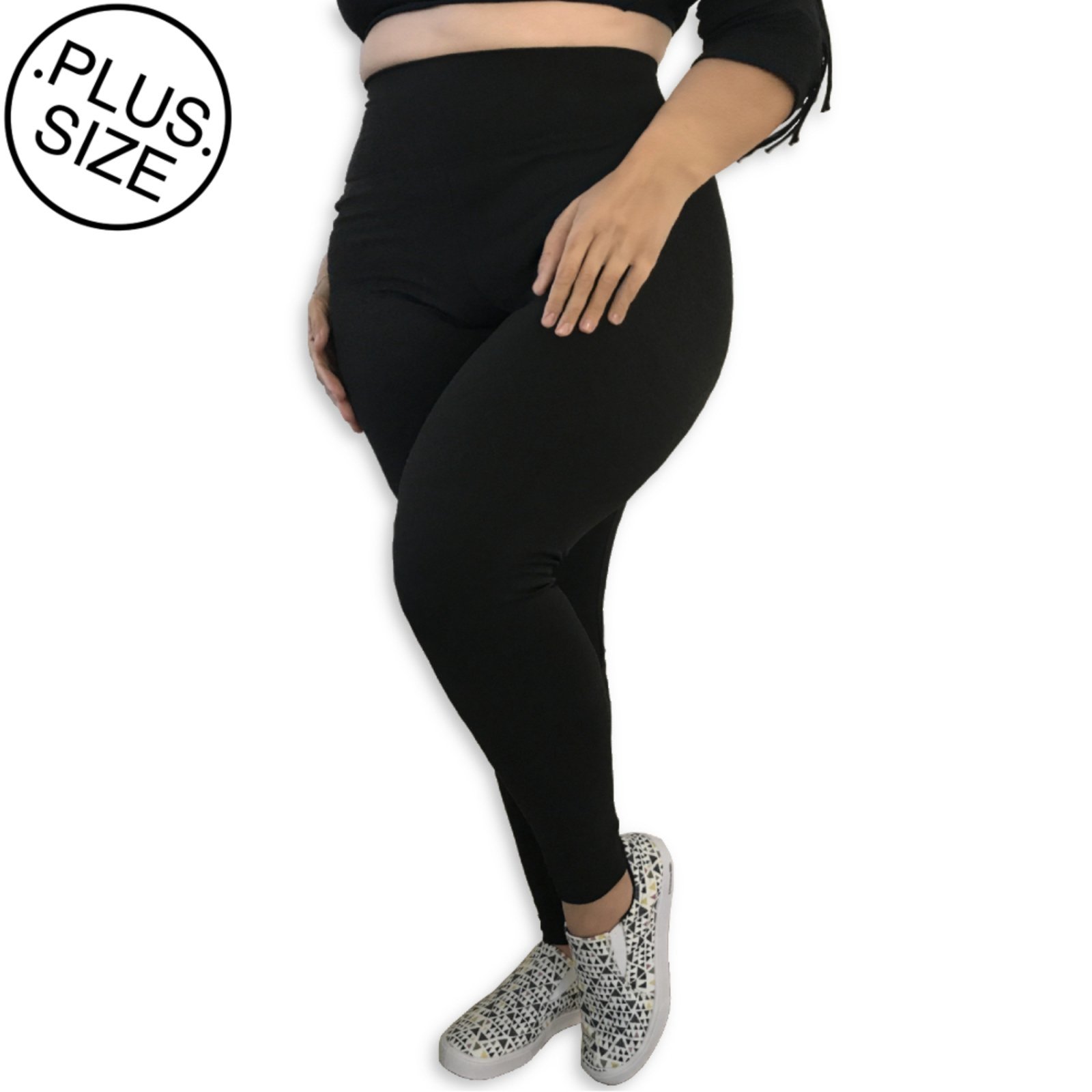 Vista 2 Calça Legging Plus Size Heide Ribeiro Suplex Basic preto preto