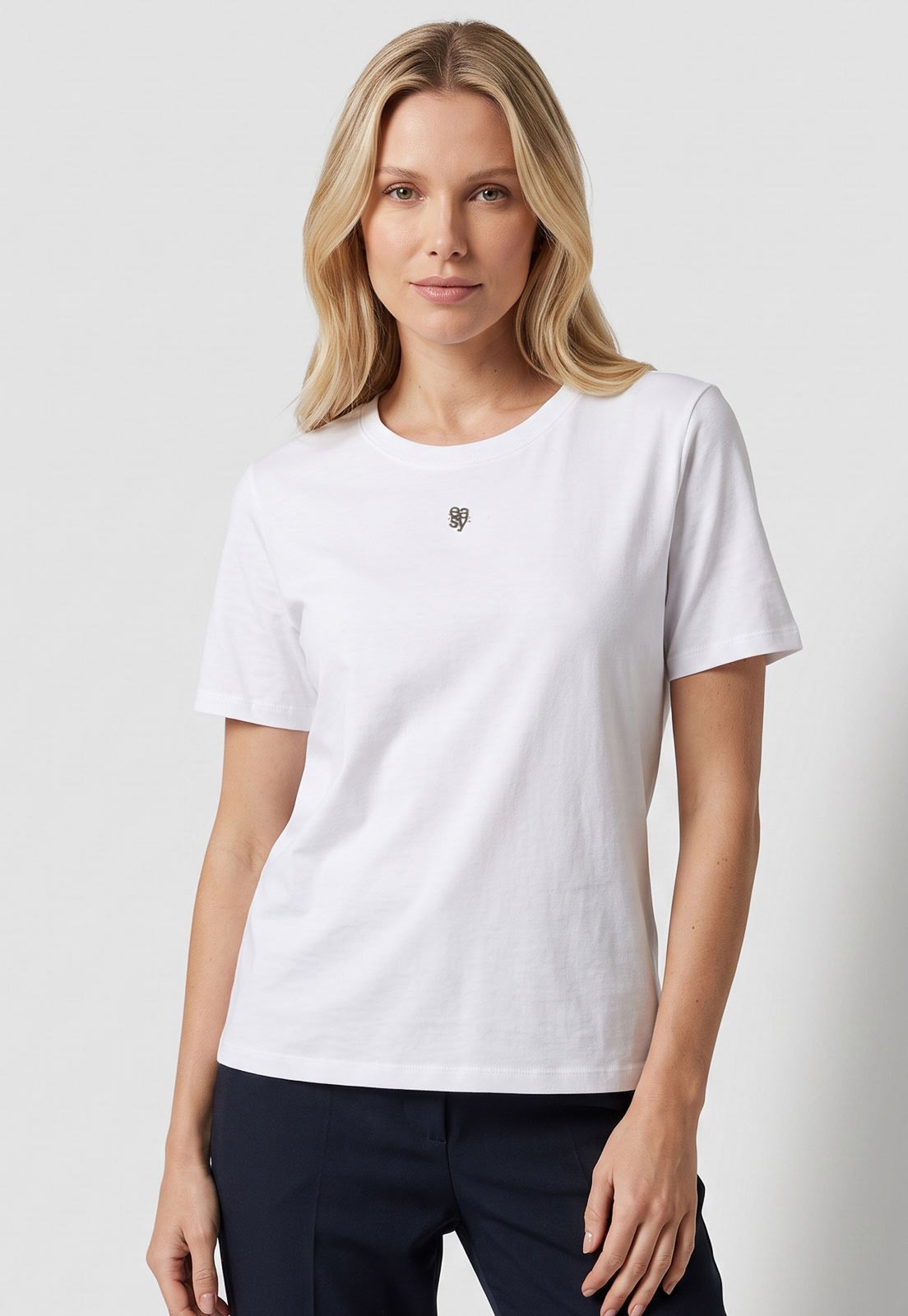 Camiseta Feminina Lança Perfume Gola Redonda Branca