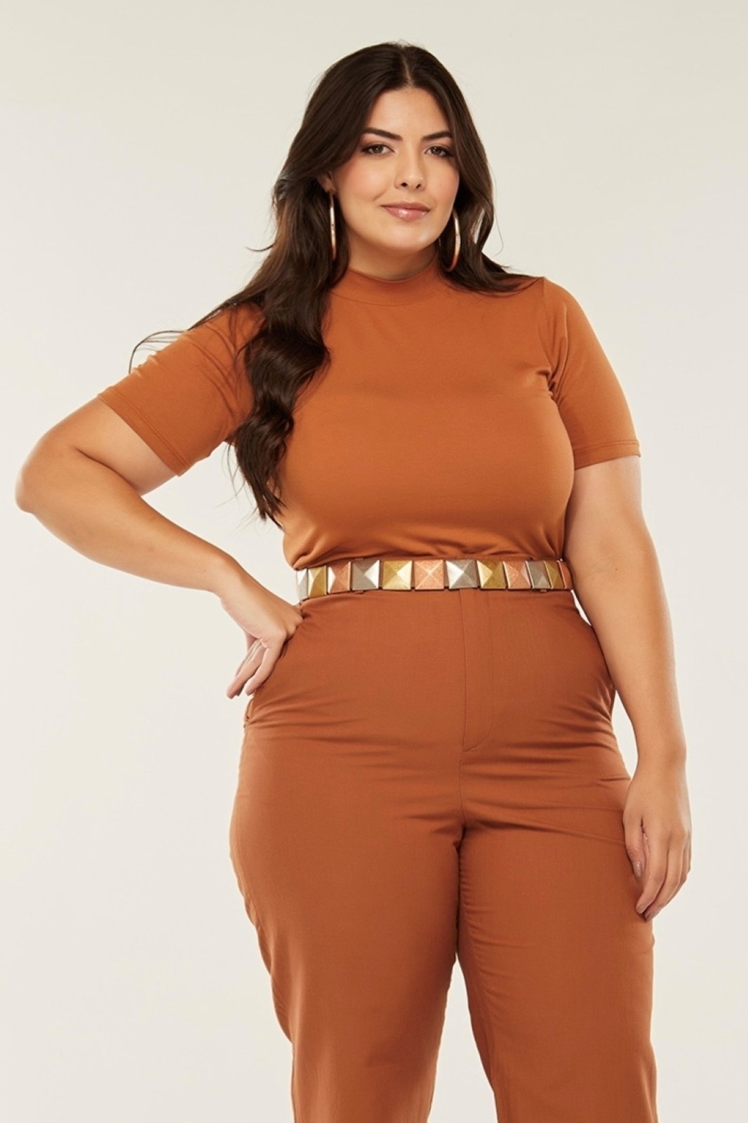 Blusinha Gola Alta D Bell Outlet Fashion Plus Size Caramelo