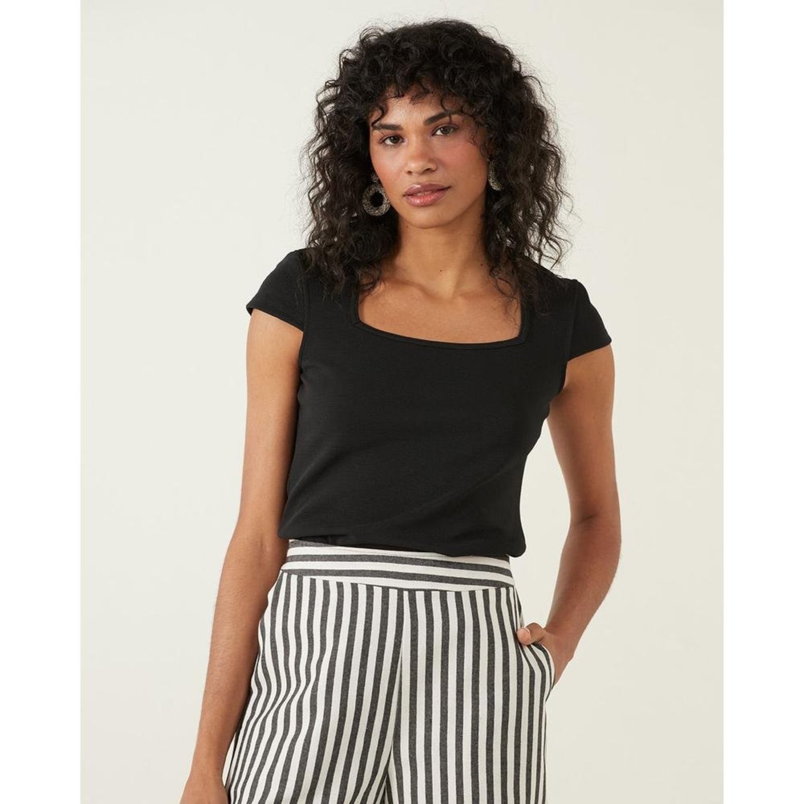 Blusa Decote Quadrado Malha Canelada Malwee