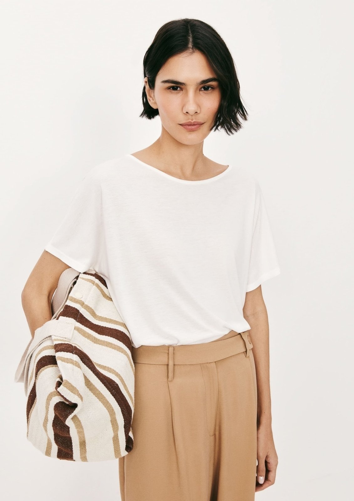 Blusa Básica Manga Curta